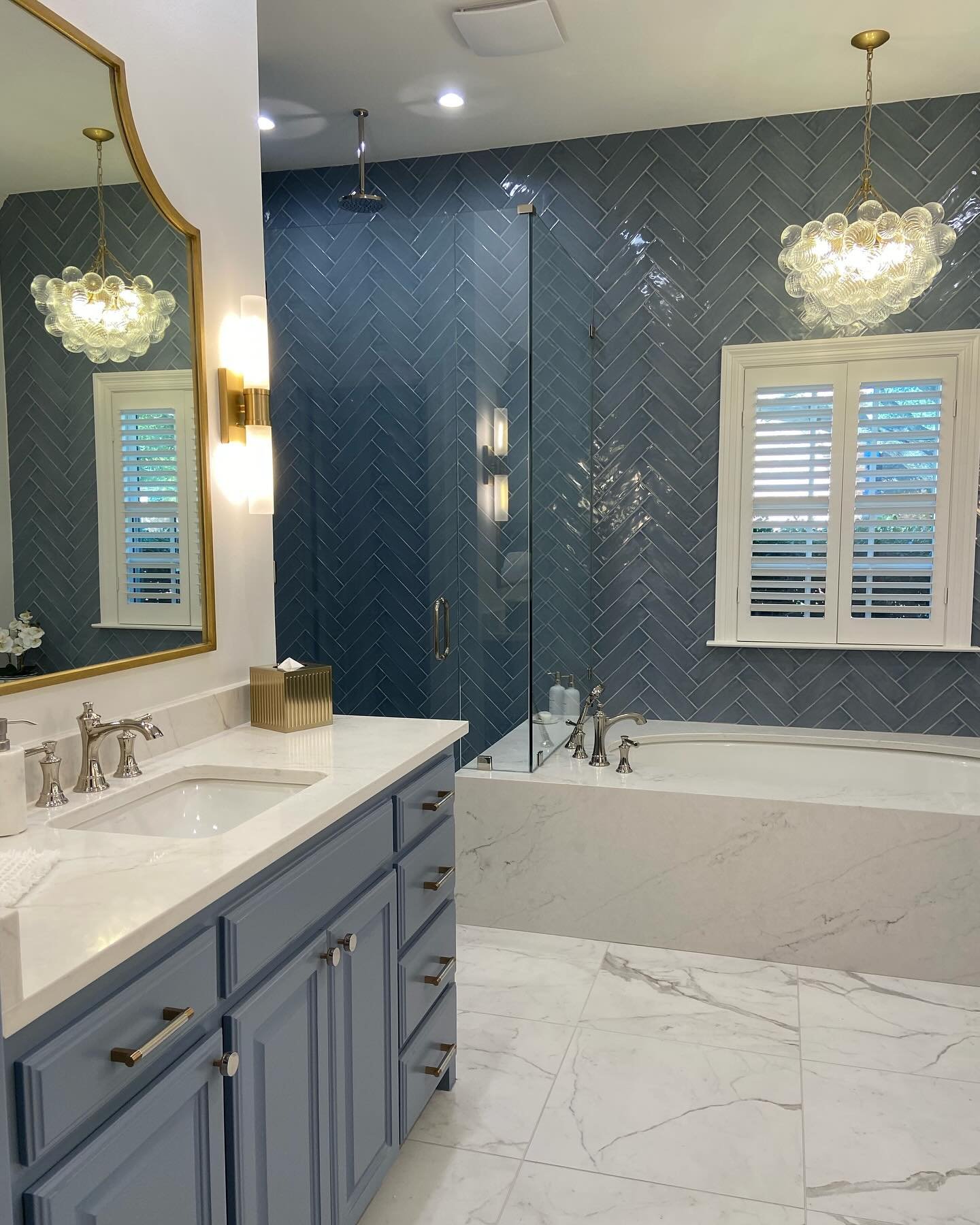 Bathroom Upgrade Alert! We&rsquo;re loving the vibe&mdash;bright tiles, bold fixtures, and a whole lot of personality packed into one space!

#vkinteriorsllc #girlcontractor #updatelh #bathroomremodel