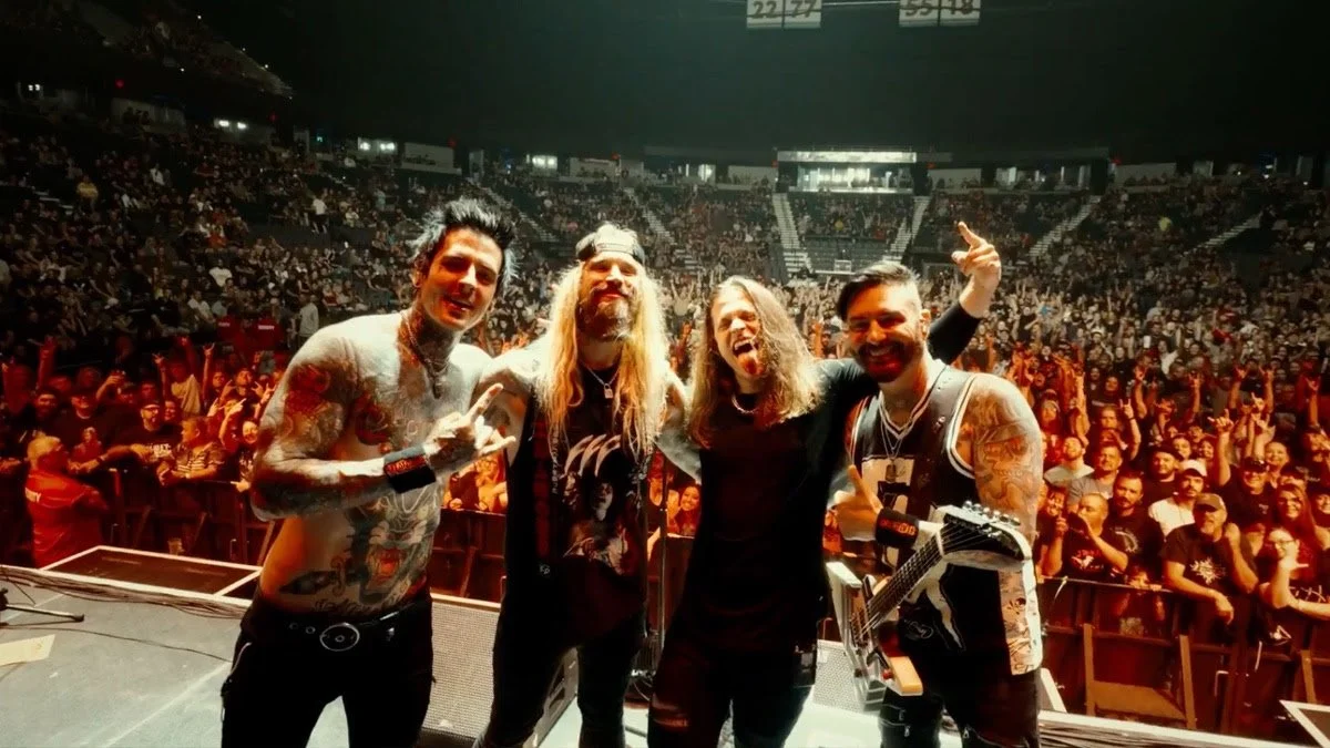 Flat Black Share Authentic Live Video