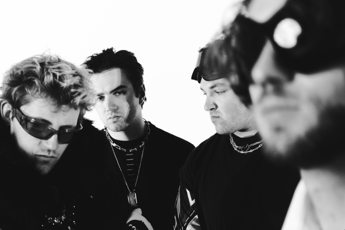 THORNHILL RELEASE NEW ALBUM ‘BODIES’ &nbsp;