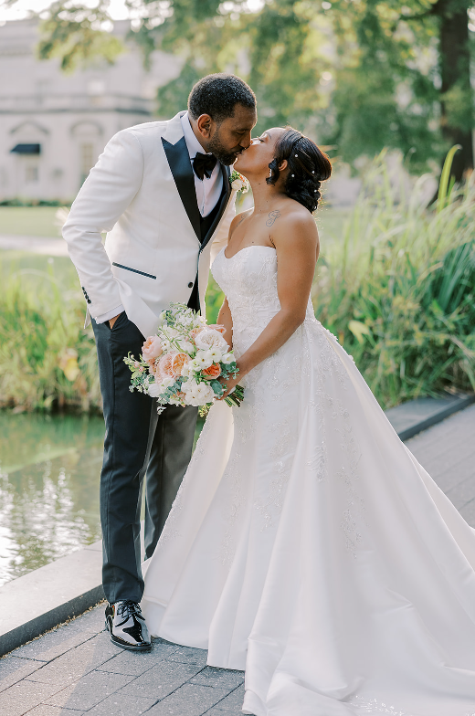 Urban Set Bride