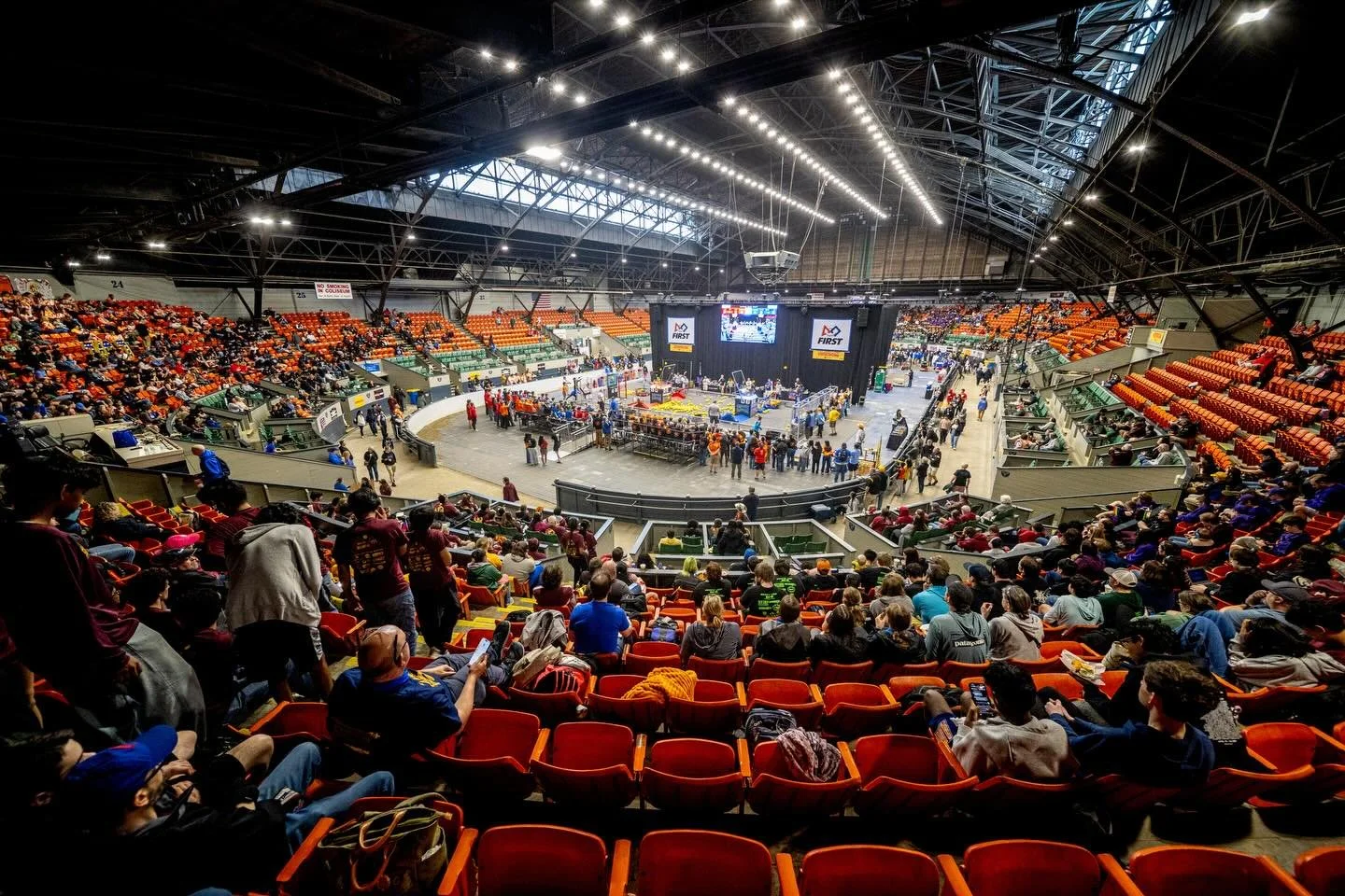 We had a blast at NE districts. Congratulations to the winners @nashobarobotics @frc5687 and @neiarobotics and good luck at worlds!! See you next season 🐏 #frc #robotics #lasalleacademy #stem #teamwork