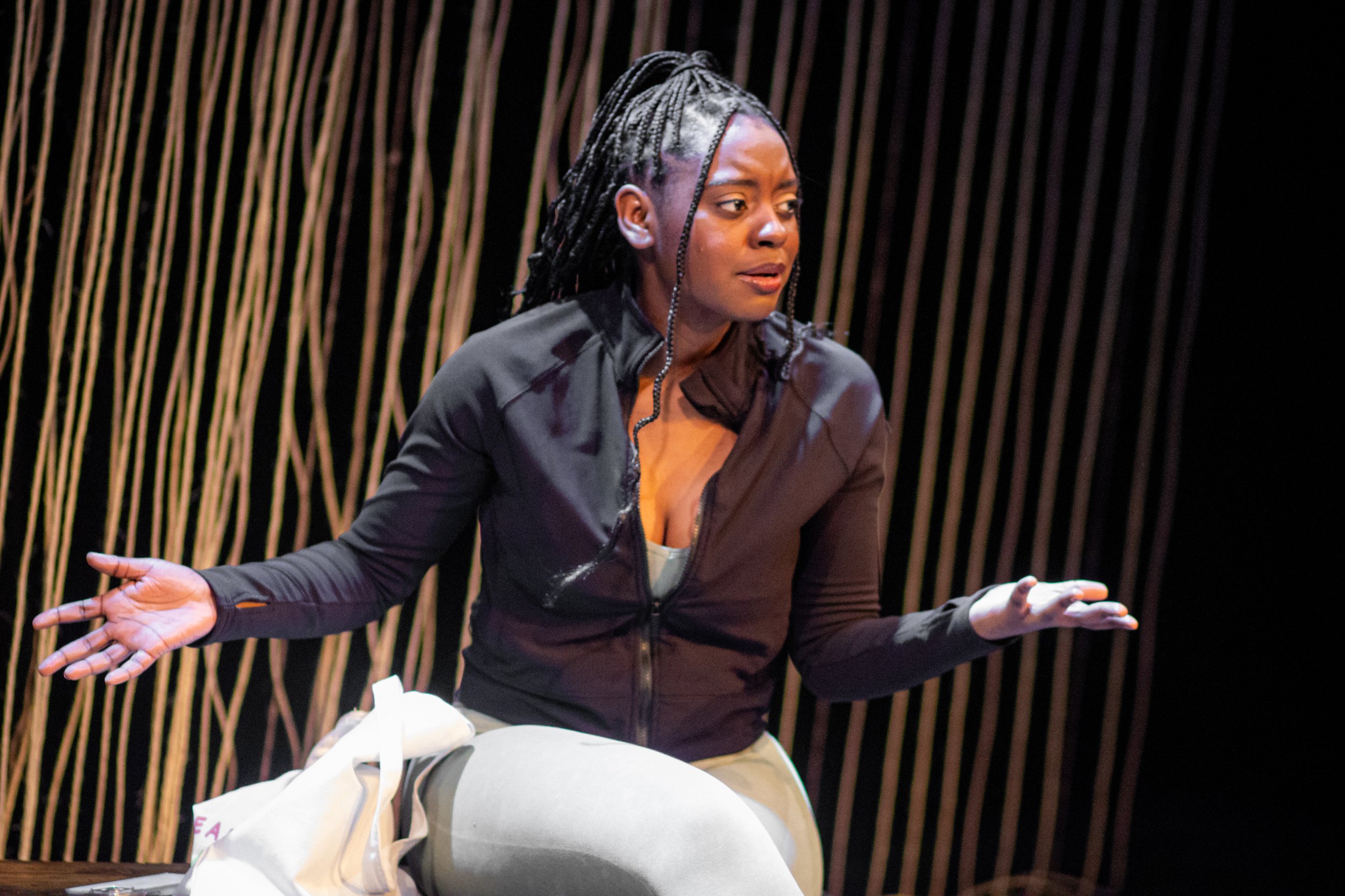 Carmia Imani as Carly