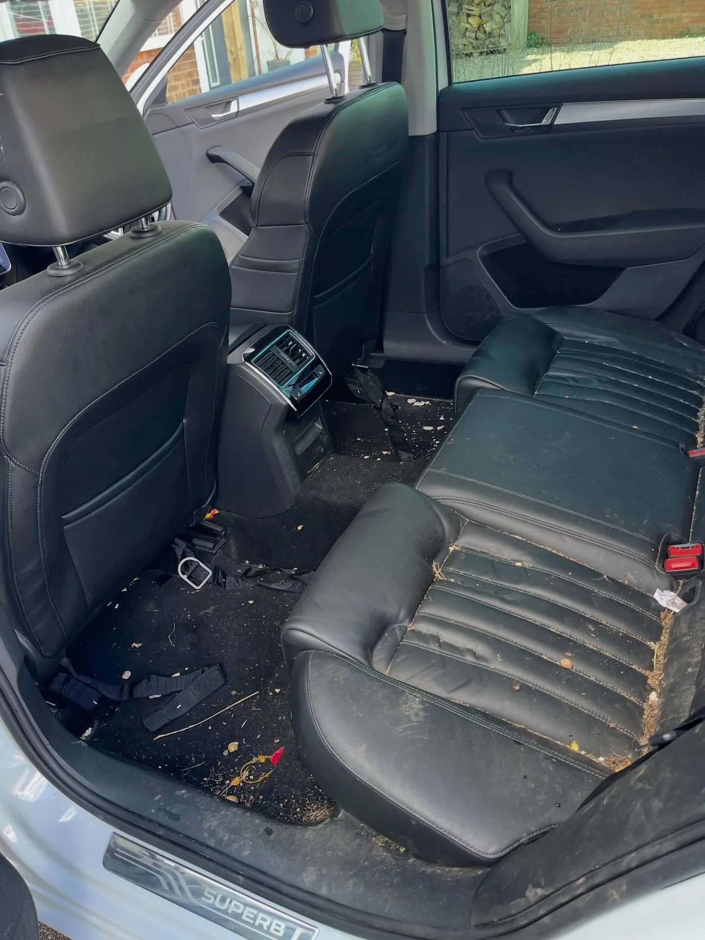 Skoda superb in for some much needed love, with a deep clean on the interior ✨🚗 ✨If you are interested in give your vehicle the love it deserves get in touch, if it&rsquo;s a standard clean packages, becoming a member of our monthly care packages or