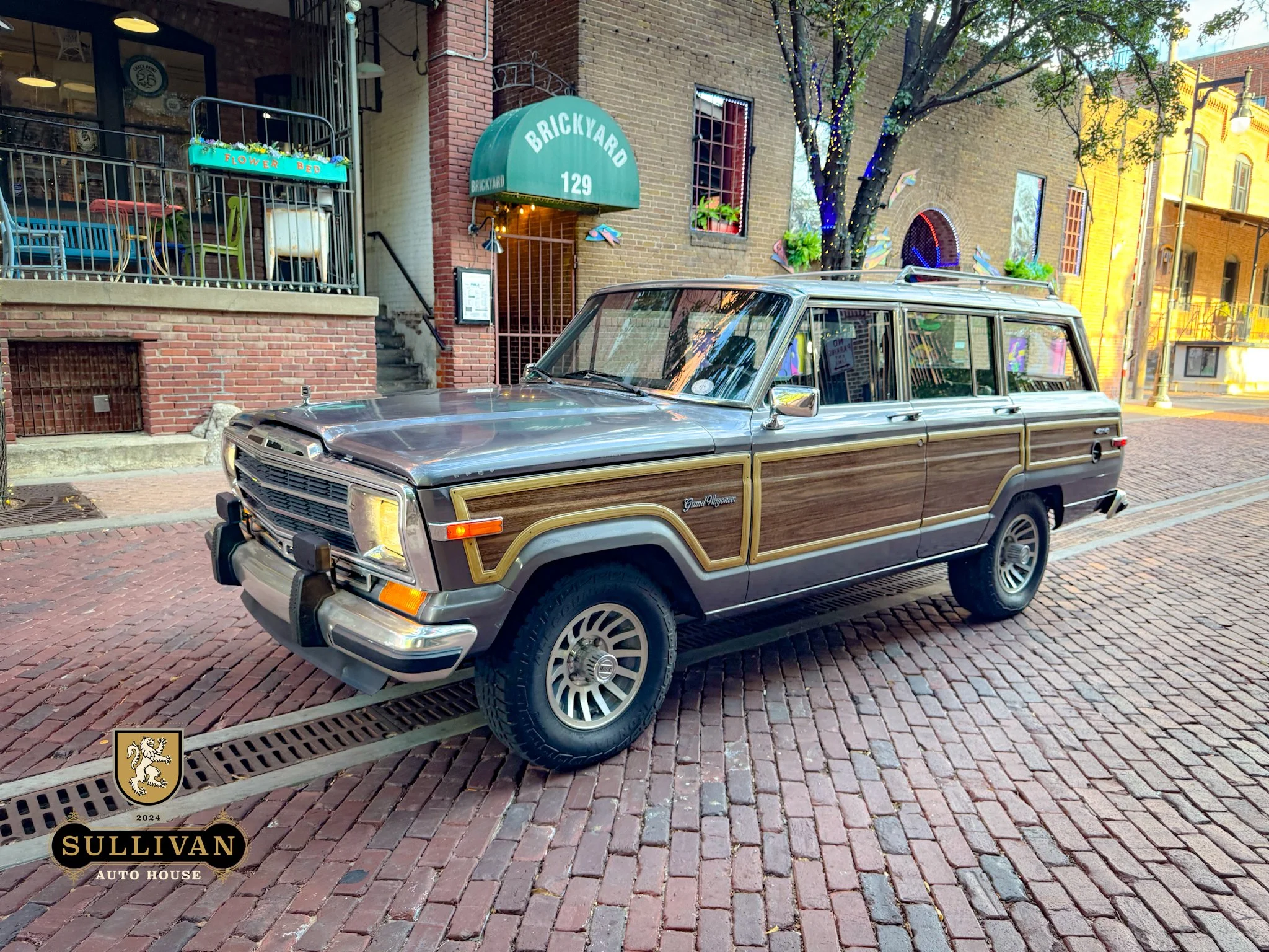 1989 Jeep Grand Wagoneer