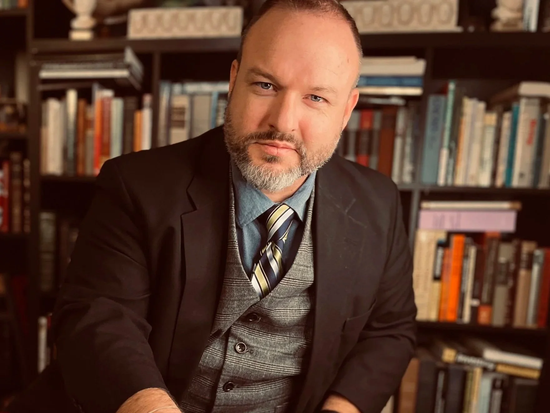 Gentry conducts a cognitive analysis session with a client.