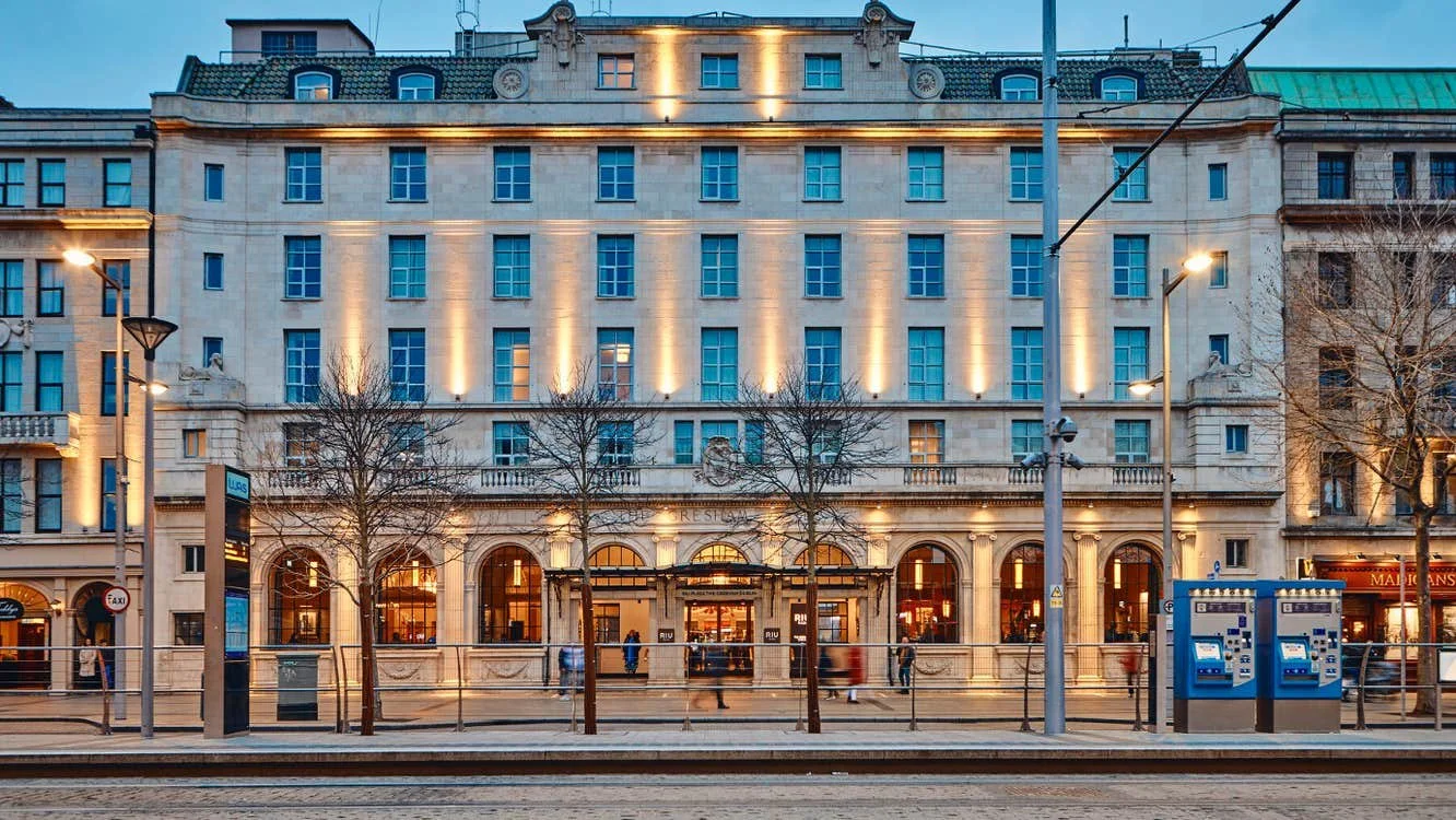 Hotel Riu Plaza The Gresham Dublin, a historic Georgian building on O'Connell Street in Dublin