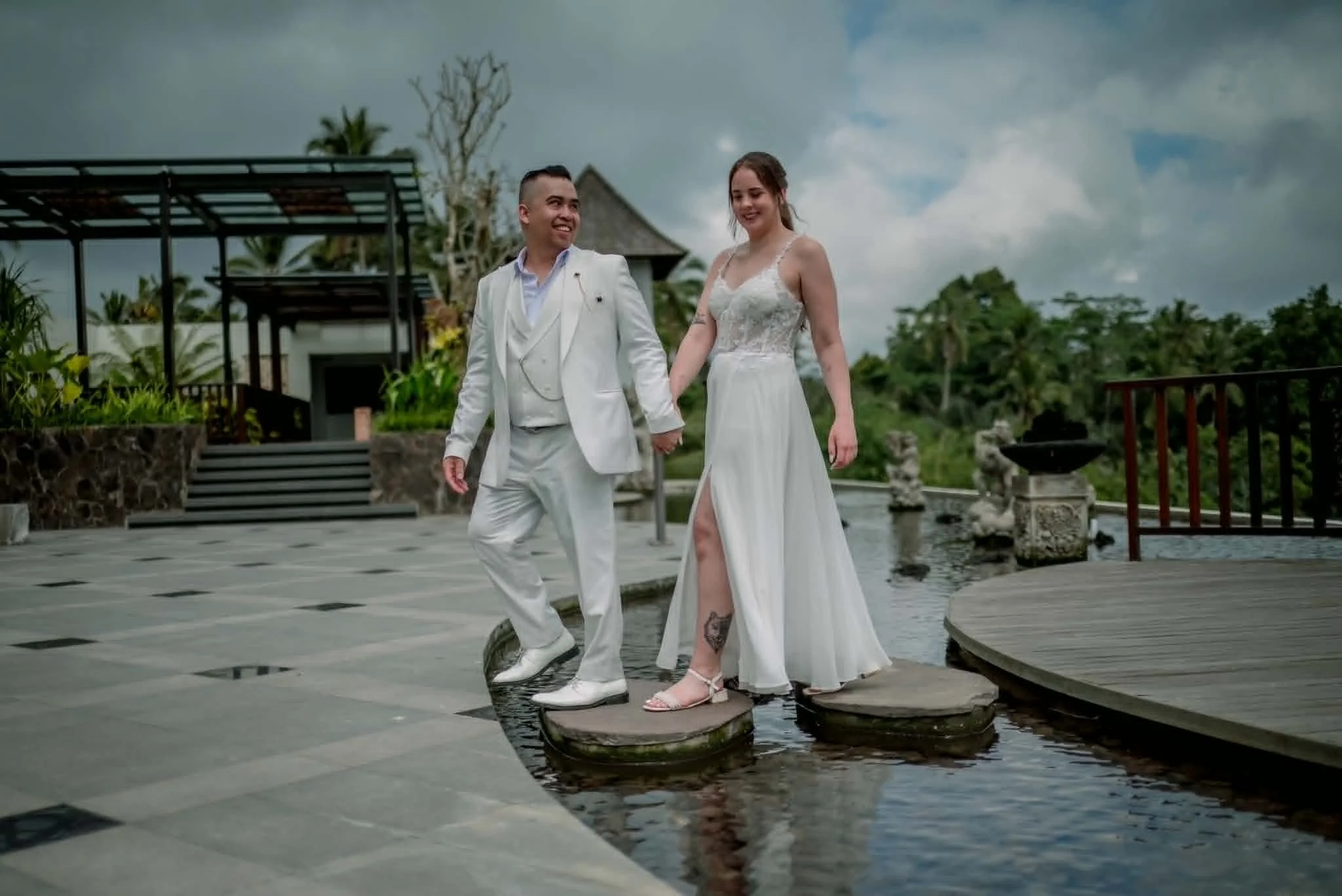 cicada resort photography package in wedding outfits