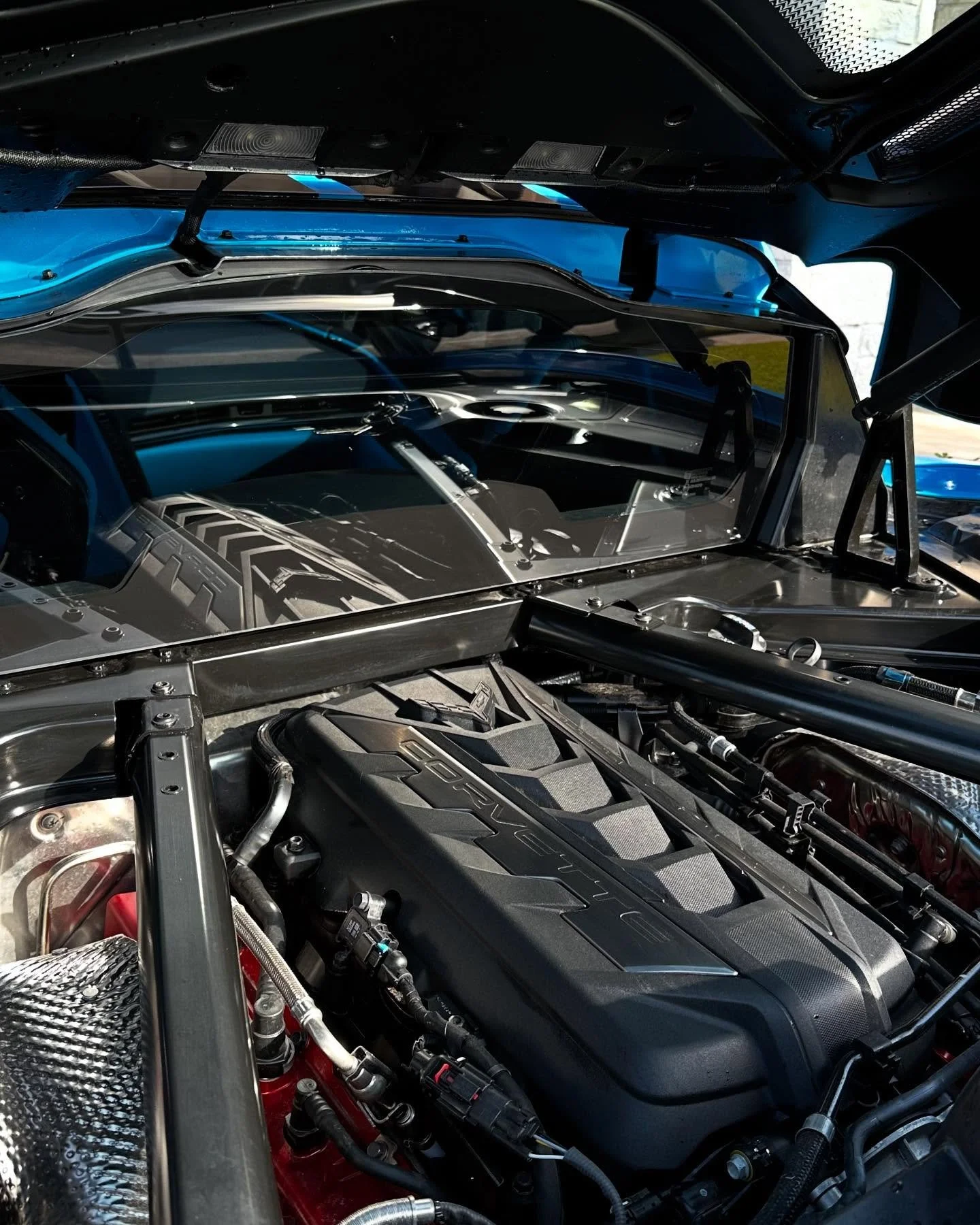 I&rsquo;m a fan of a beautiful engine bay. #detailing #c8corvette #c8stingray