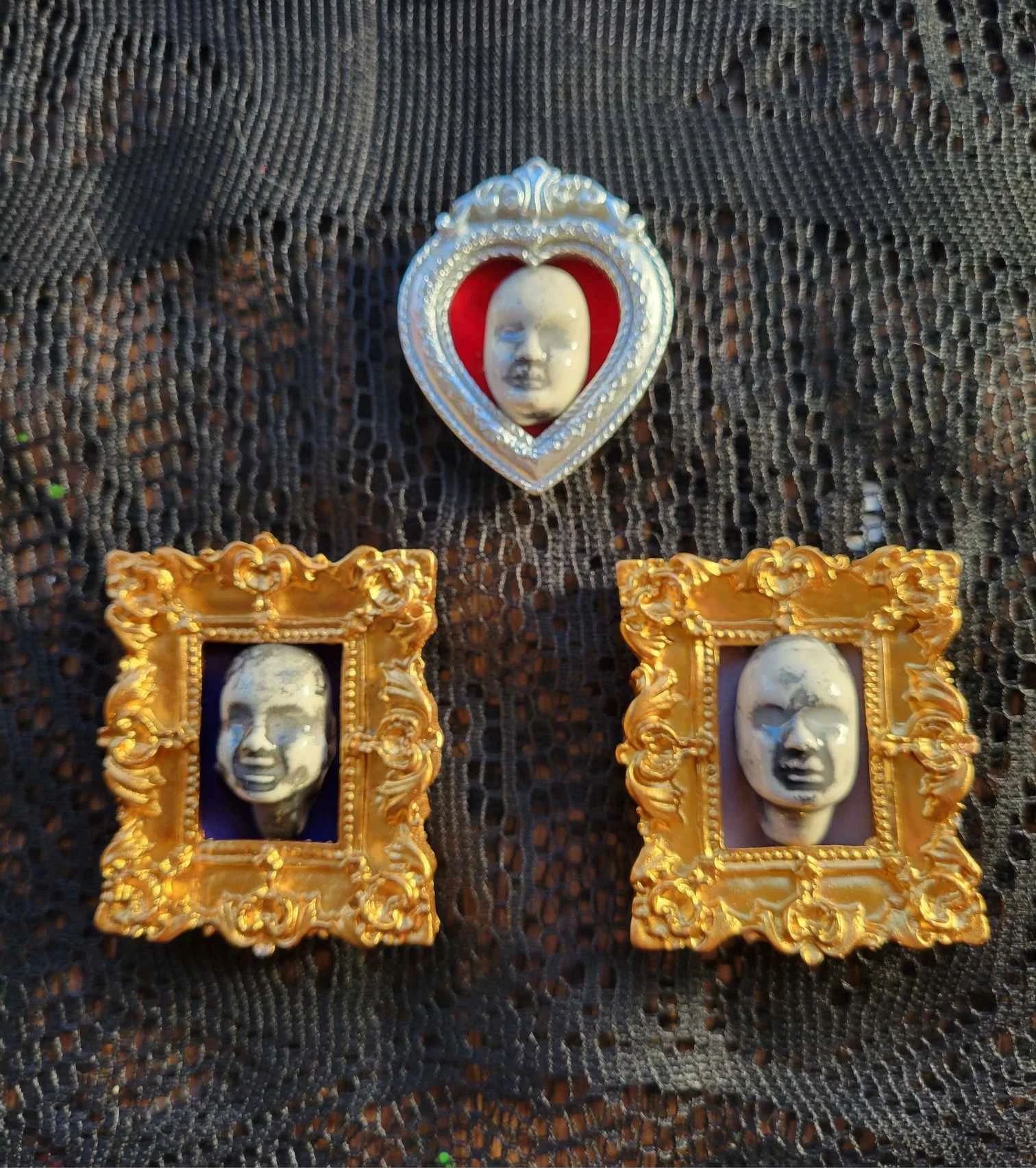 Small Creepy Baby Face Frame Magnets