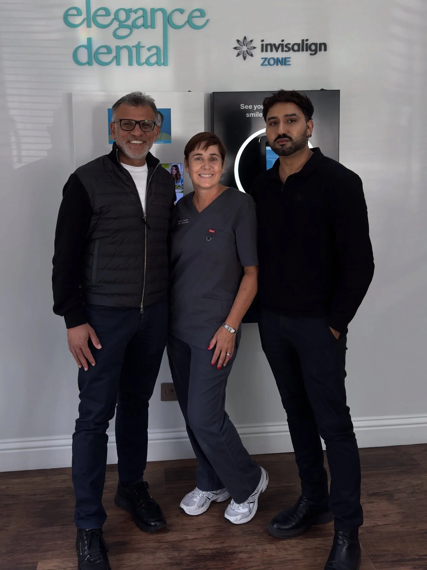 Boss vibes only! 😎 We loved having Sandeep, the big boss from MiSmile, visit us &mdash; all smiles &amp; inspiration ✨ 
#elegancedental1 #elegancedental #bosssmiles #mismileuk #itero #mismilerwins