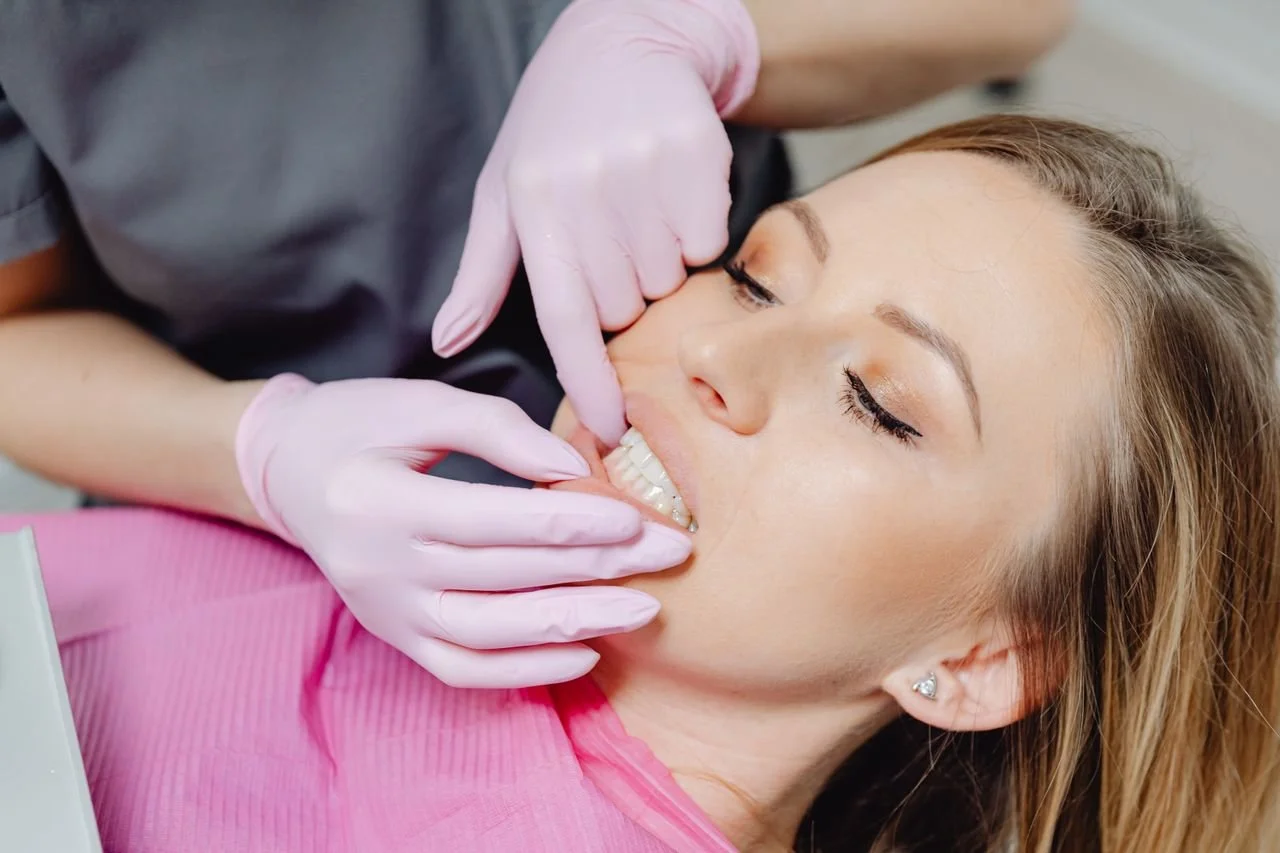 Can Invisalign Close Gaps in Your Teeth?