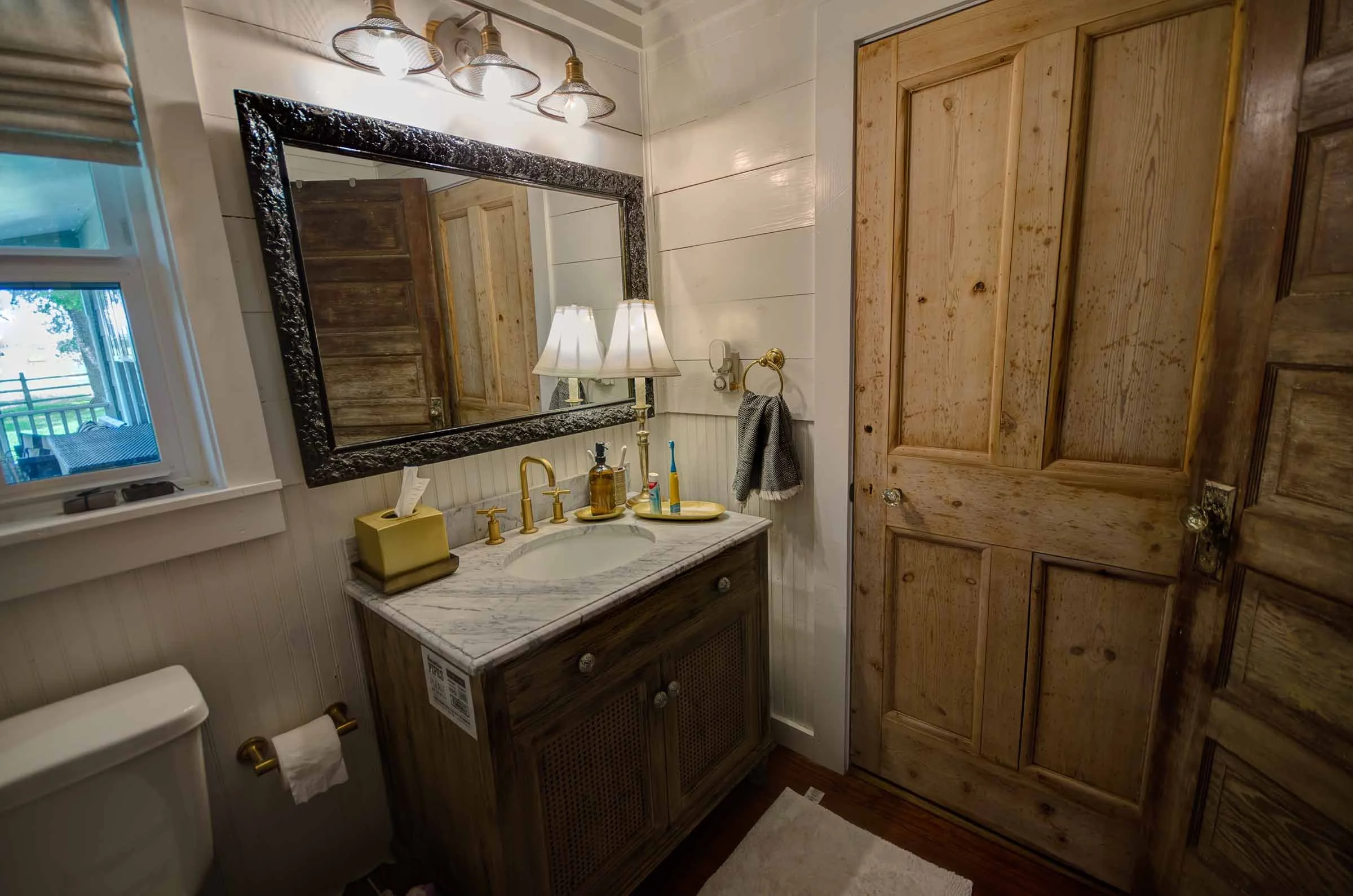 The 1895 Farm House - Short Term Rental in Round Top, TX - Lonely Goat Farm