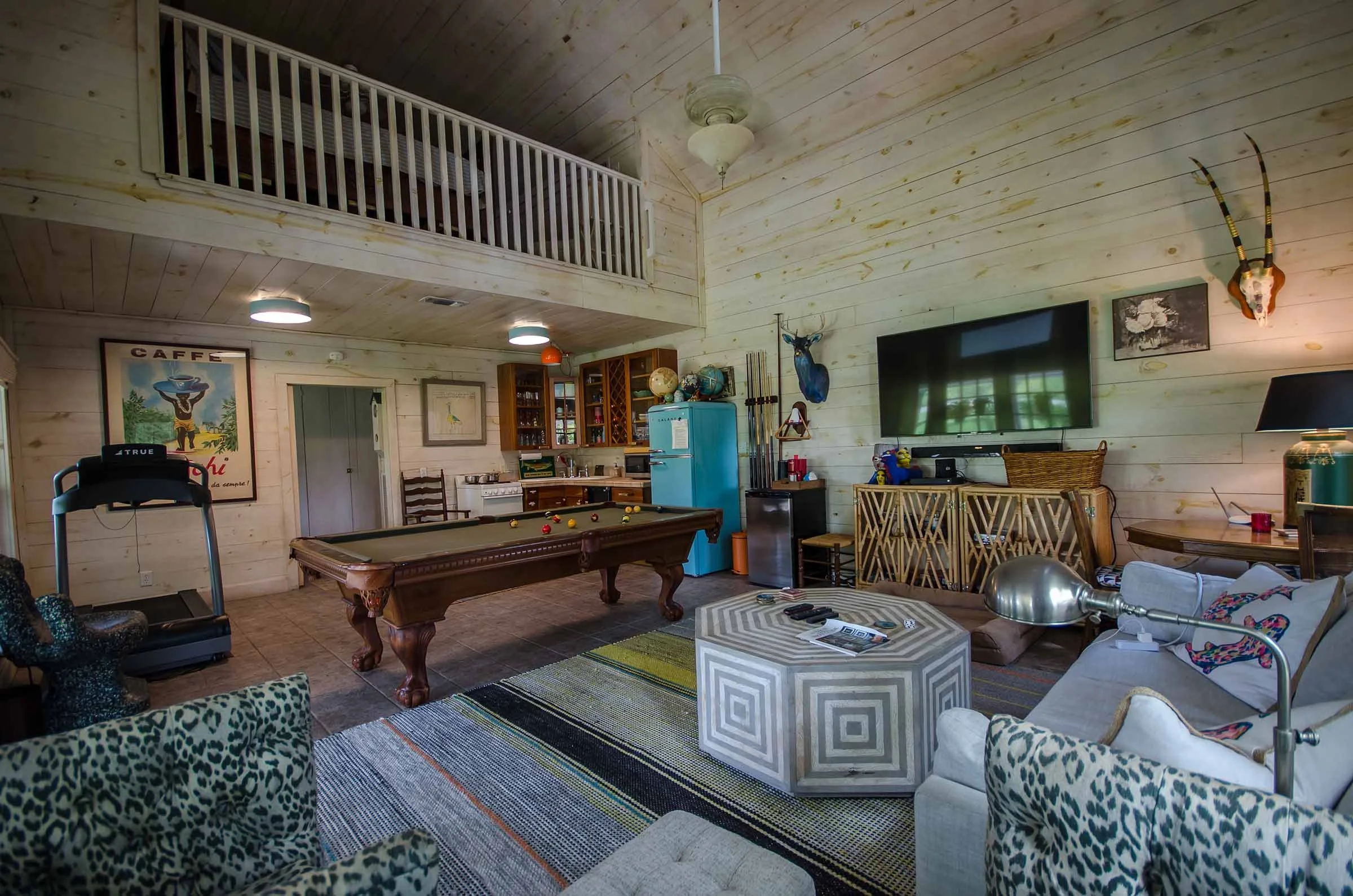 The Sunday House - Short Term Rental in Round Top, TX - Lonely Goat Farm