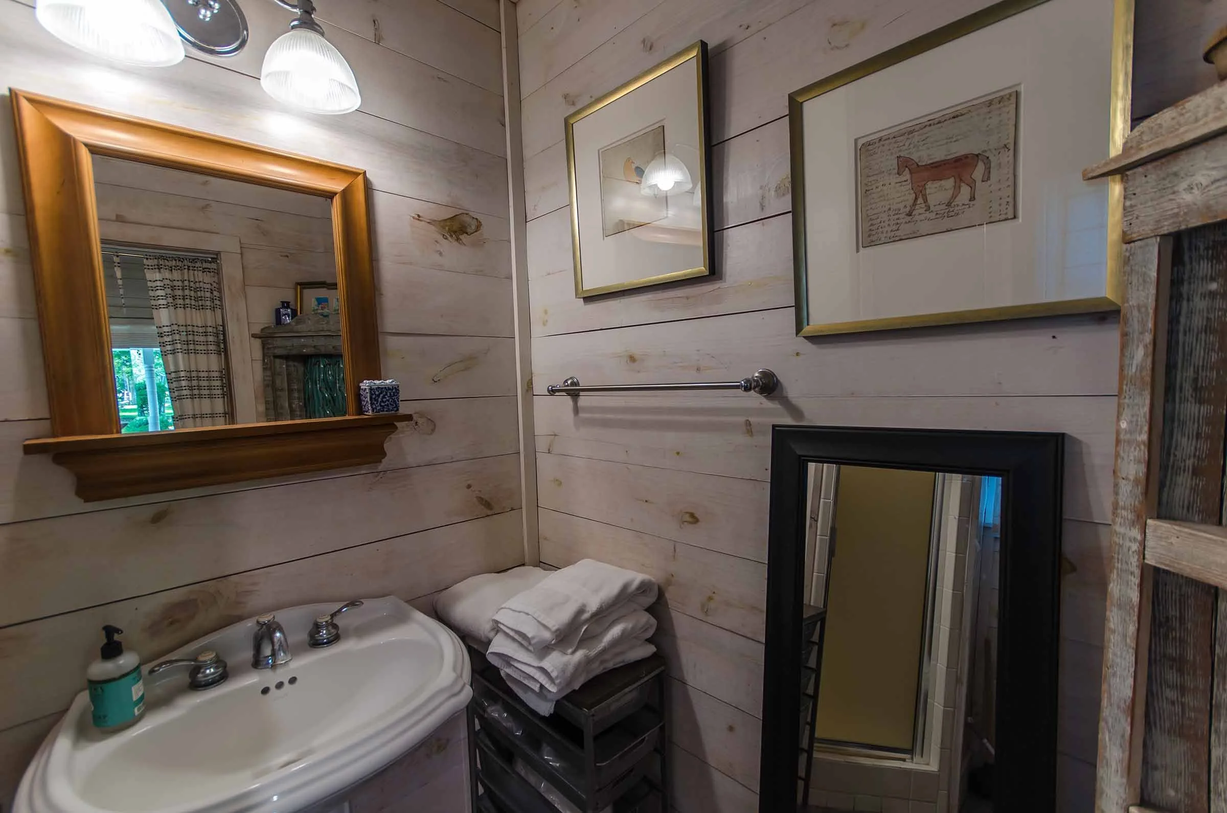 The Sunday House - Short Term Rental in Round Top, TX - Lonely Goat Farm