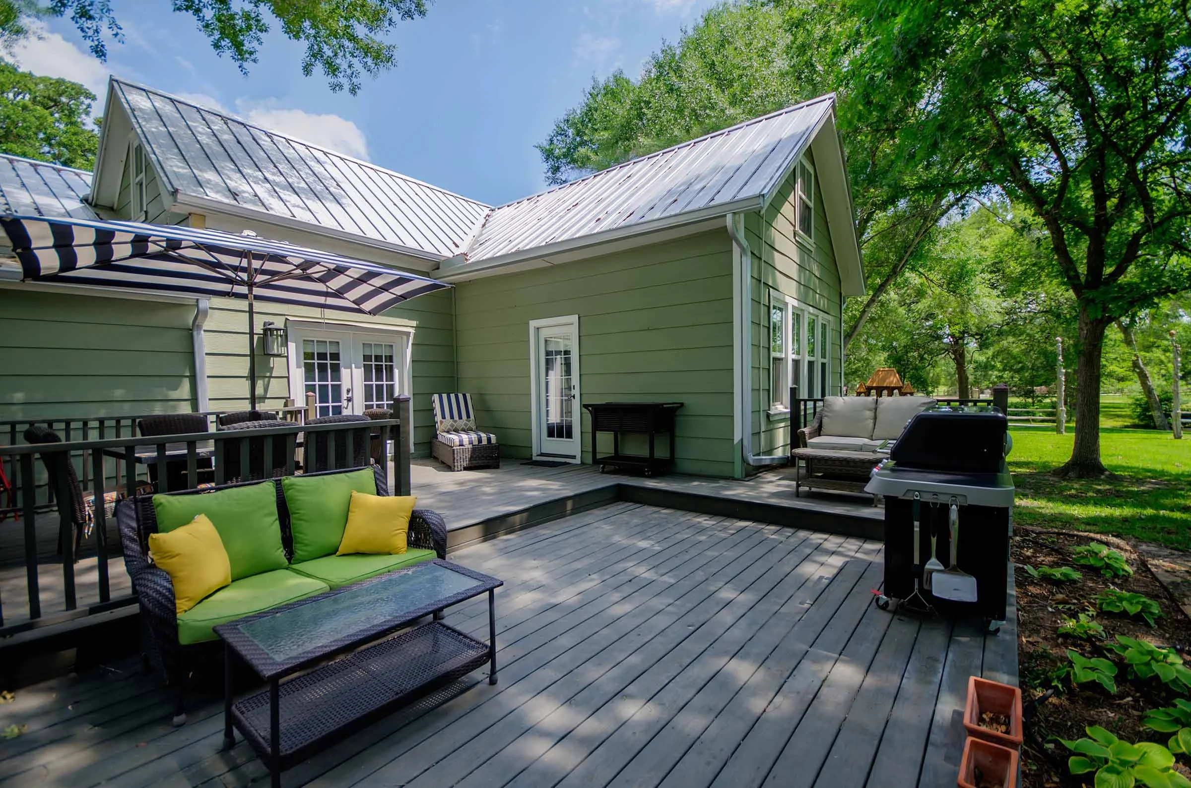 The Sunday House - Short Term Rental in Round Top, TX - Lonely Goat Farm