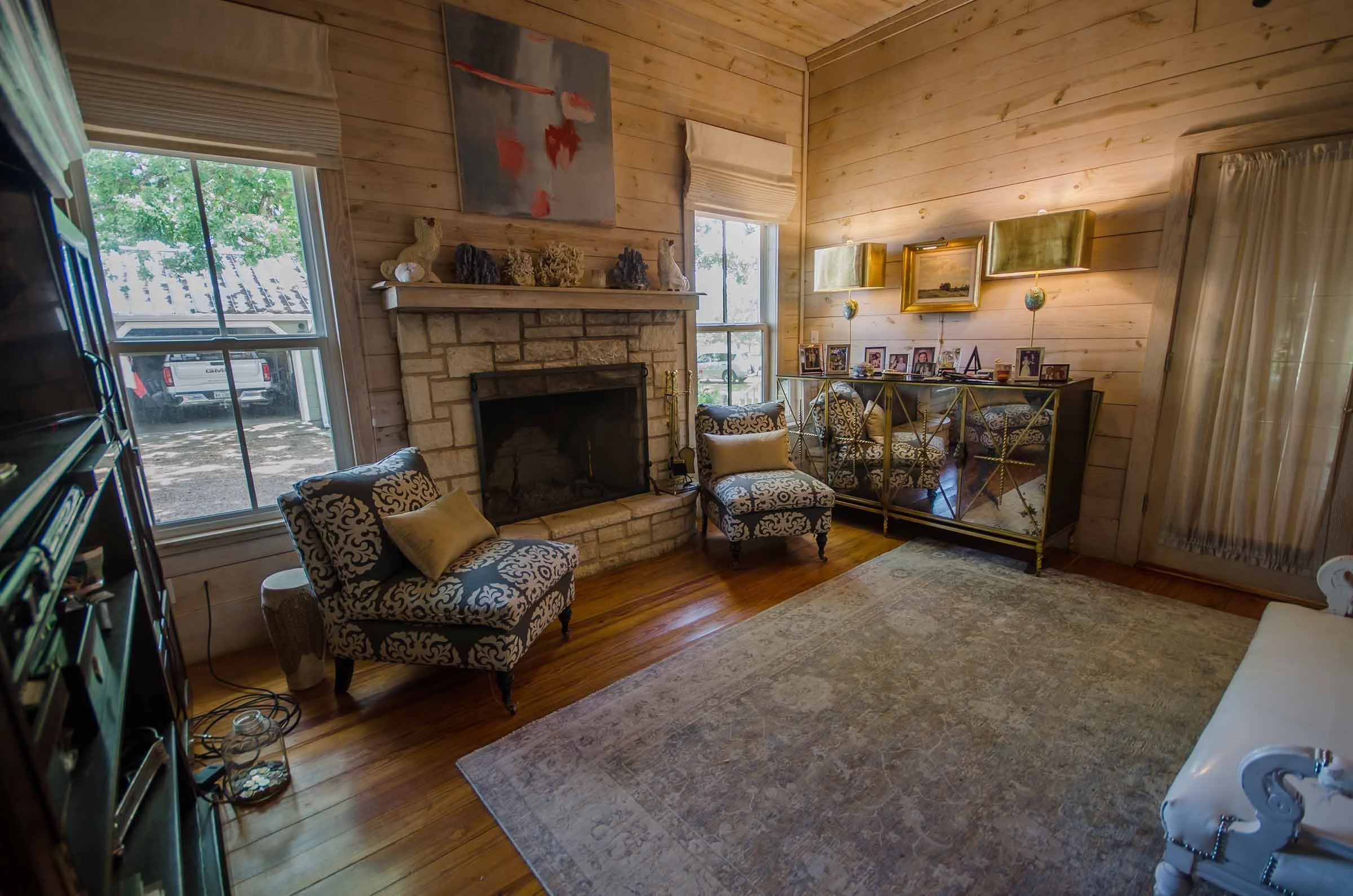 The 1895 Farm House - Short Term Rental in Round Top, TX - Lonely Goat Farm