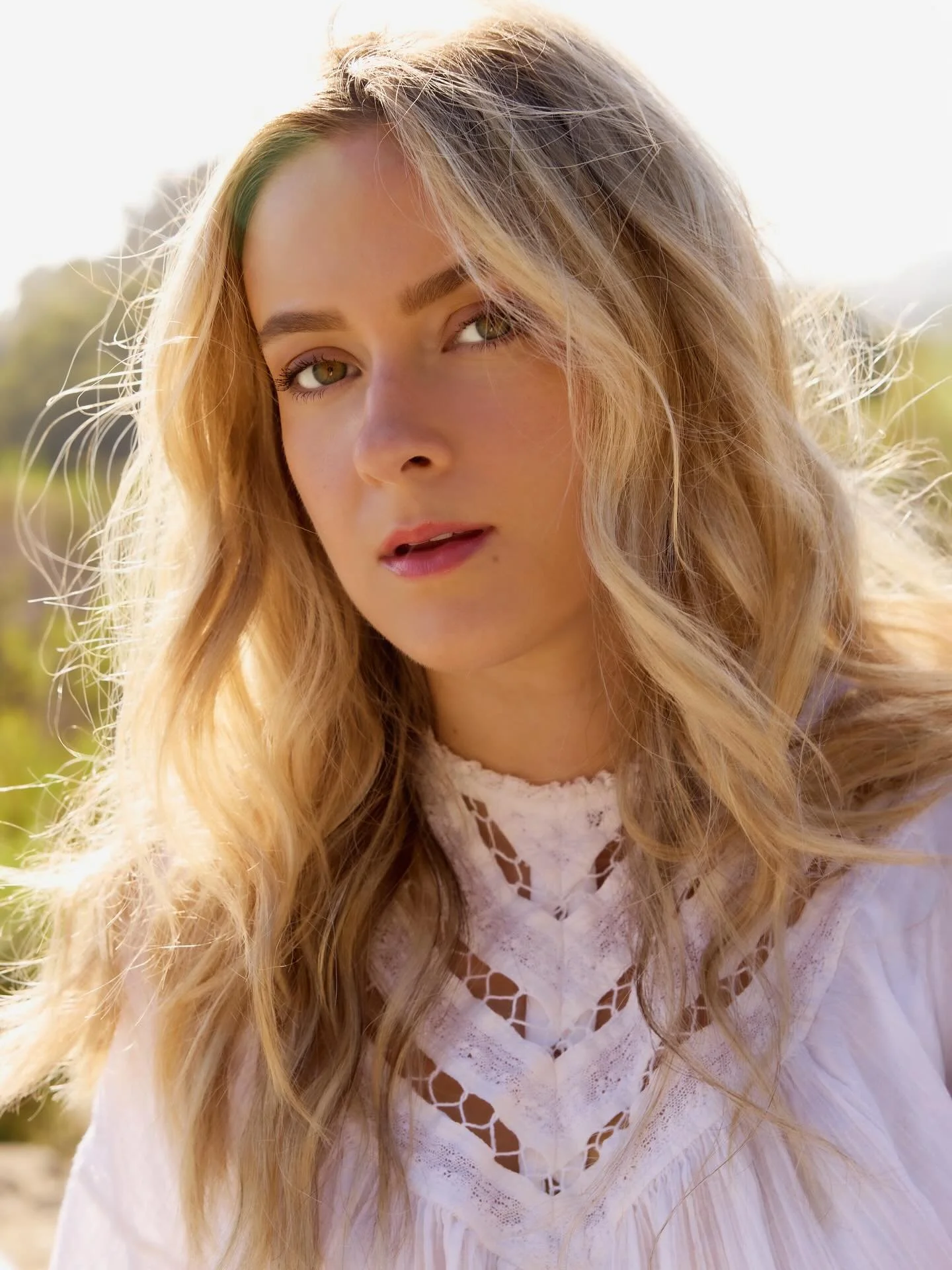 point me in the direction of your nearest period western/seventies rock band/desert island plane crash

(wizardry by @perllllz☀️)

#actorheadshots #losangelesactress #workingactor #actorslife #yellowstone #oncameraready #faithreed #theactordiaries #e