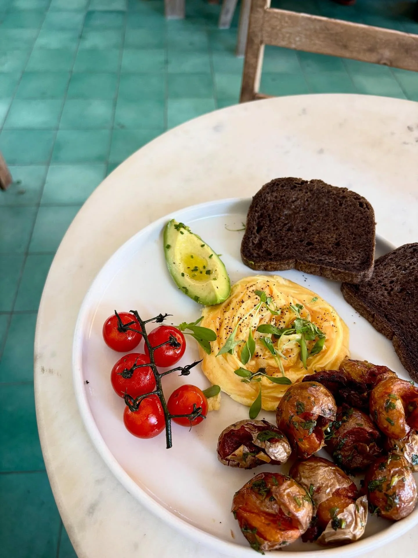 october fragments ☀️

(topanga to oceanside to ojai to anaheim and everywhere in between) (i can&rsquo;t sit still)

#lavibe #socal #socaltravel #ojai #topangacanyon #oceanside