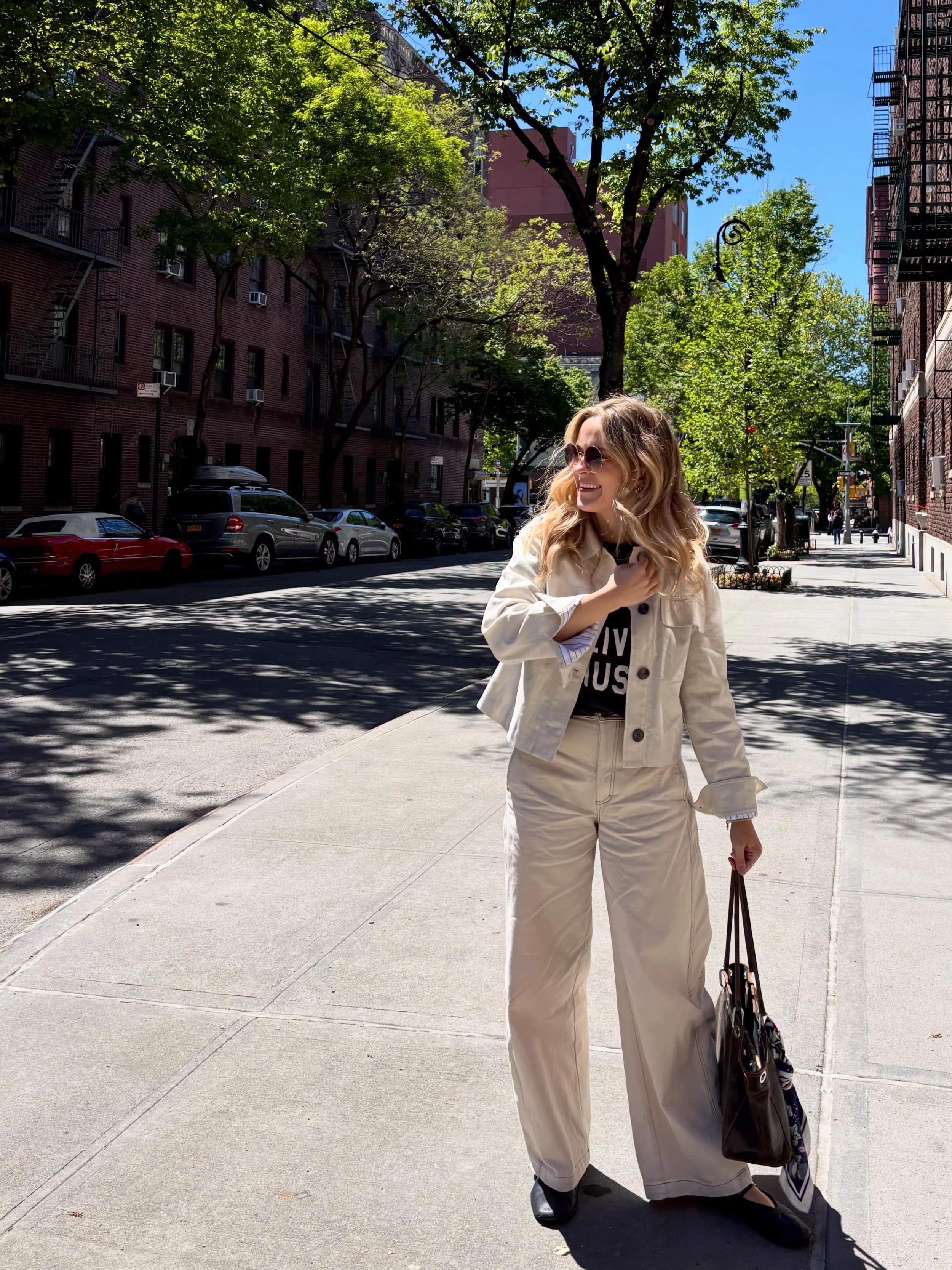 a new york local in every sense of the word except for my undying love of street cart nuts (i stand by this) 🚕 

#travelblog #nyclife #newyorkminute #laactor #onbroadway