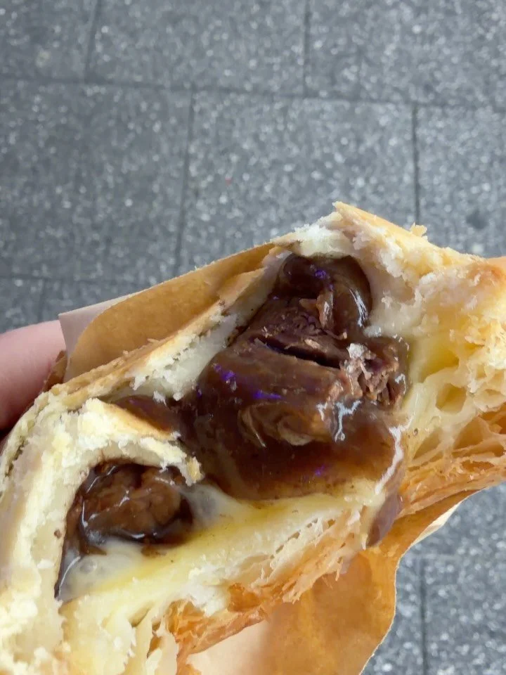 Karangahape mooch featuring steak n cheese from @piefeenz, coffee from @dailydailycoffee, Chidori sparkling ume from @millerscoffee1988 &hearts;️&hearts;️&hearts;️