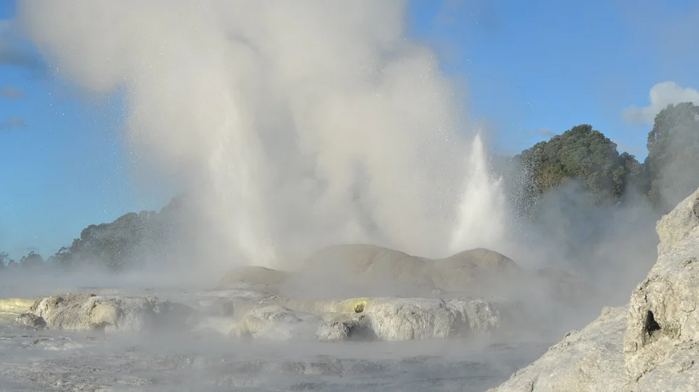 Superhot Rock — IEA Geothermal | International Energy Agency Geothermal