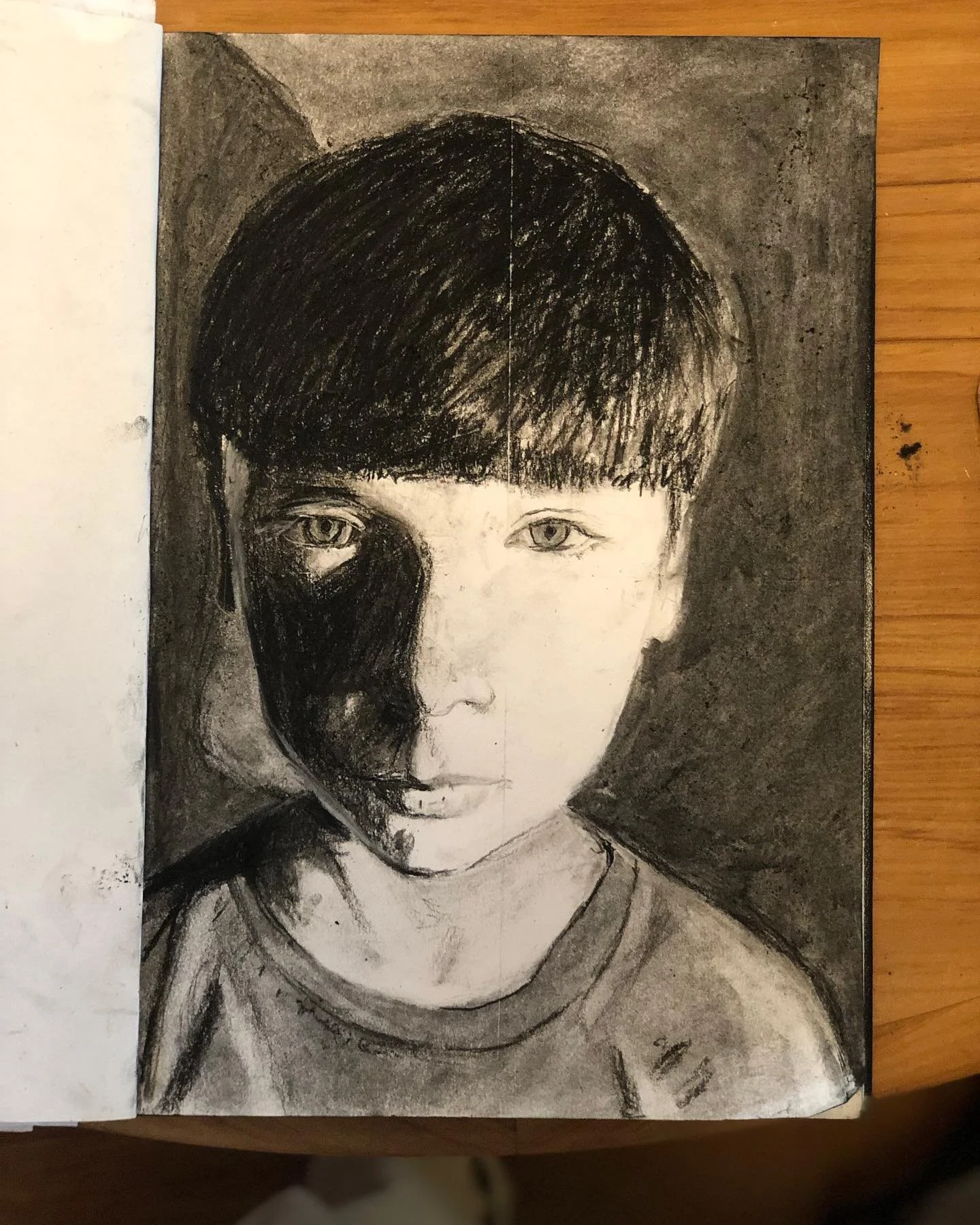 Richie 
-
-
#charcoal
#portraitdrawing 
#art
#wellingtonart
#nzartist