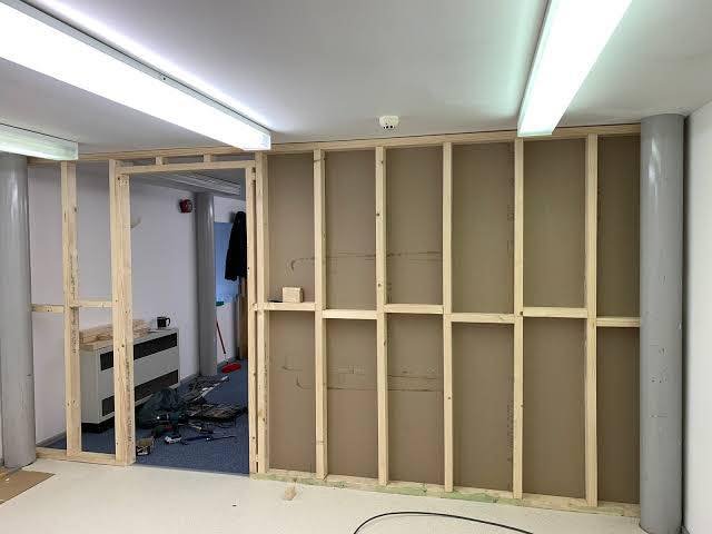 Stud wall.jpg