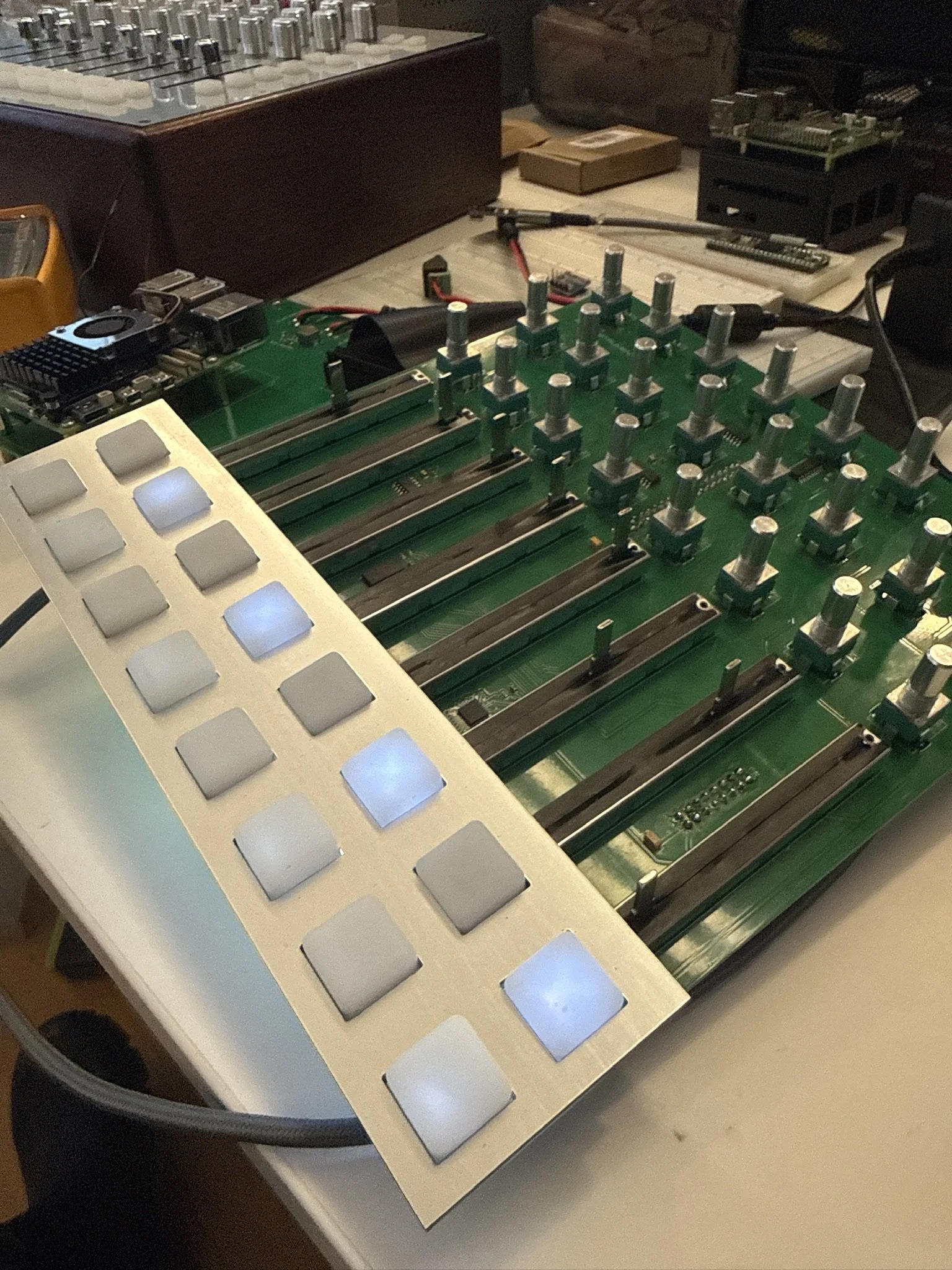 Photo Gallery: 2H 2025