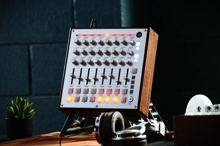 This past weekend, we had the honor of showcasing SpaceDrum at CEMC here in Chicago alongside an incredible group of manufacturers and artists. Full coverage on our blog.