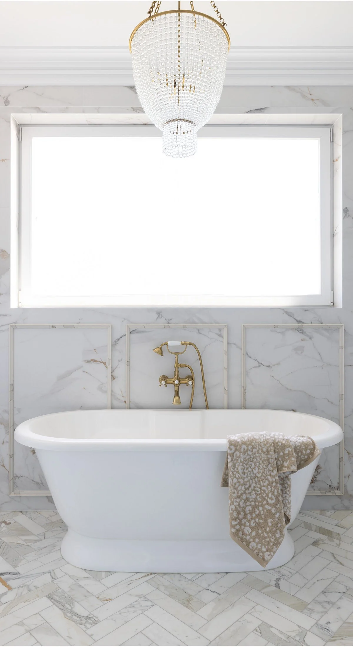 Elanora_Main+Bath_Northern+Beaches_Interior+Design.jpg