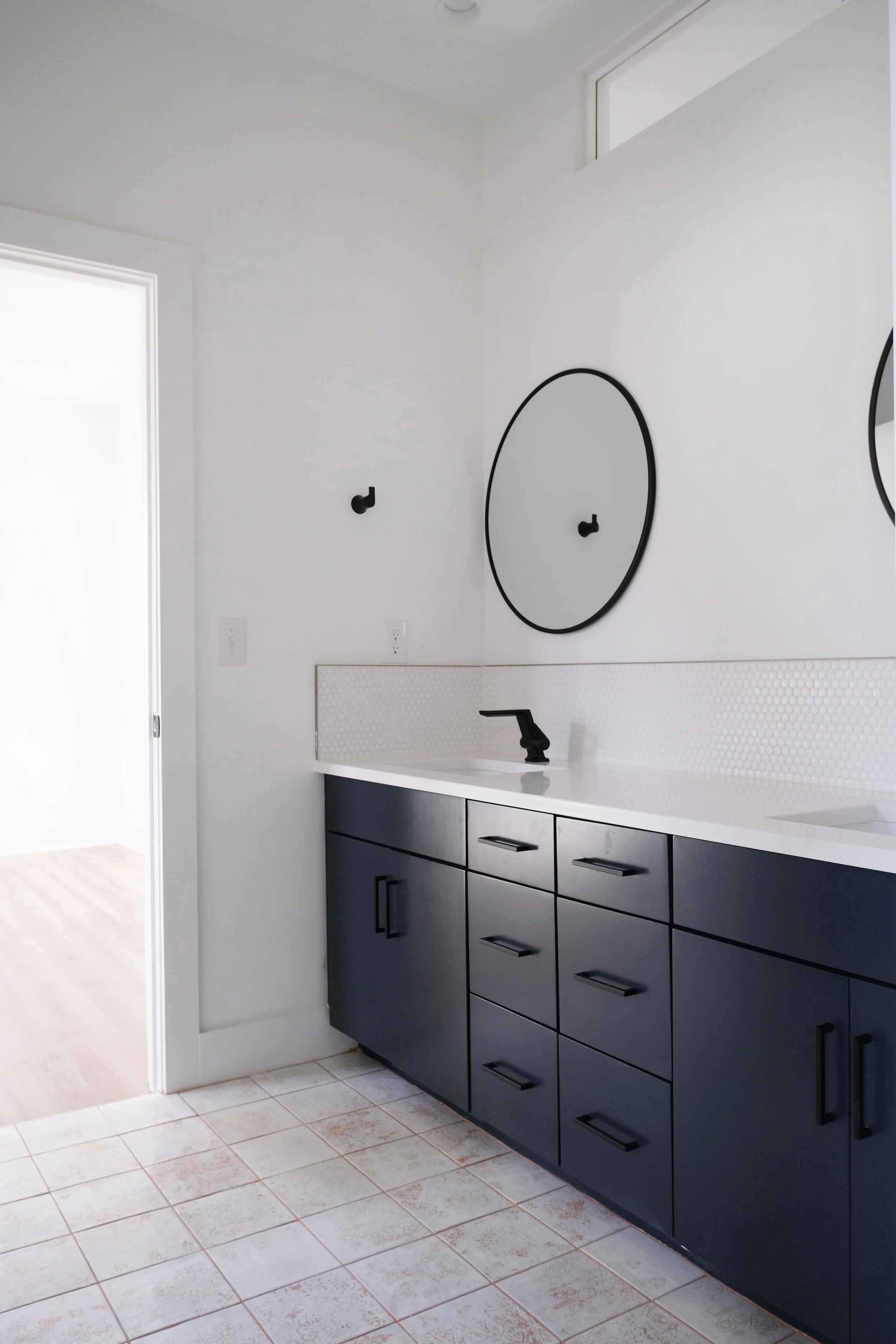 Jack n Jill Bath 3.jpg