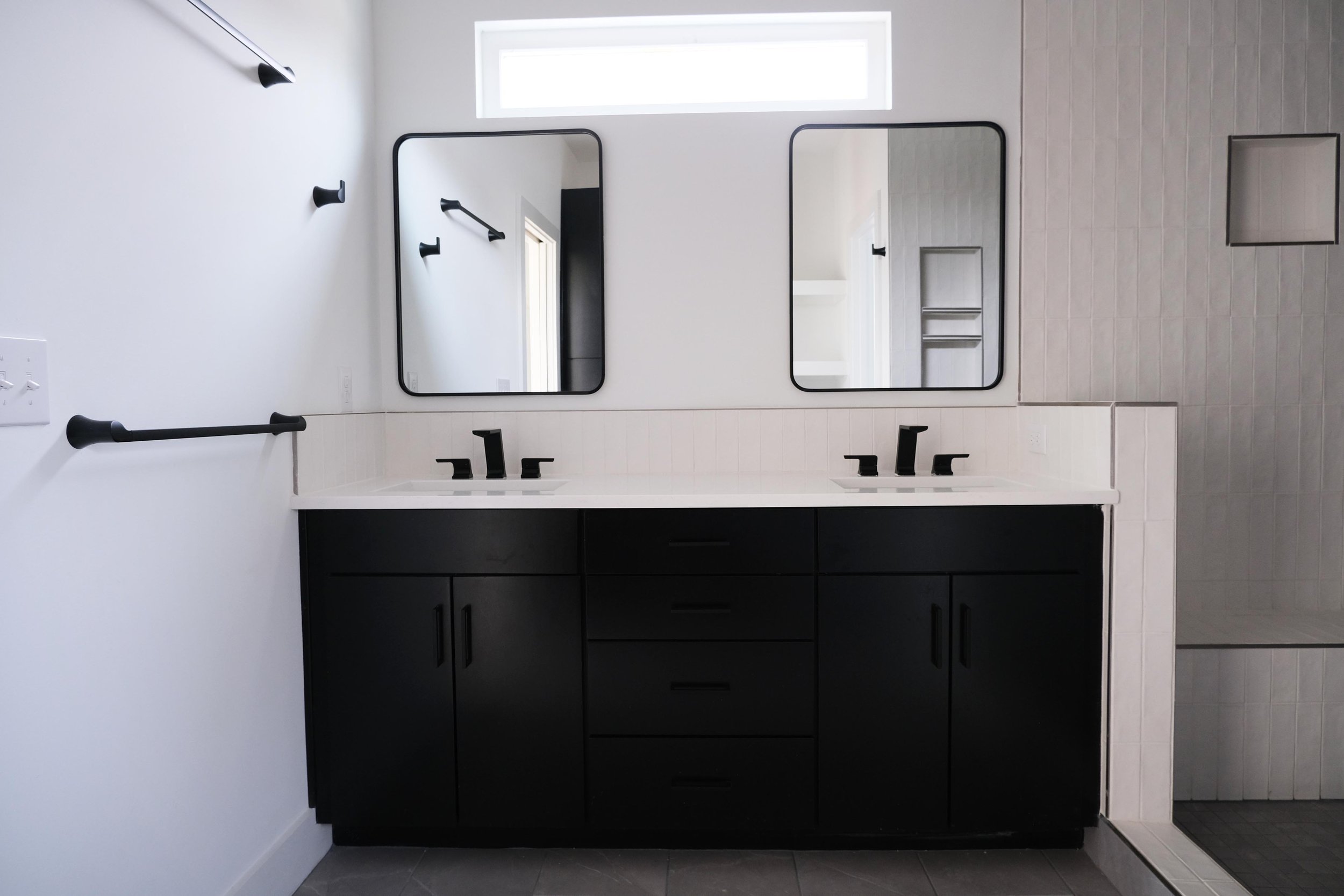 Owner Bath 2.jpg