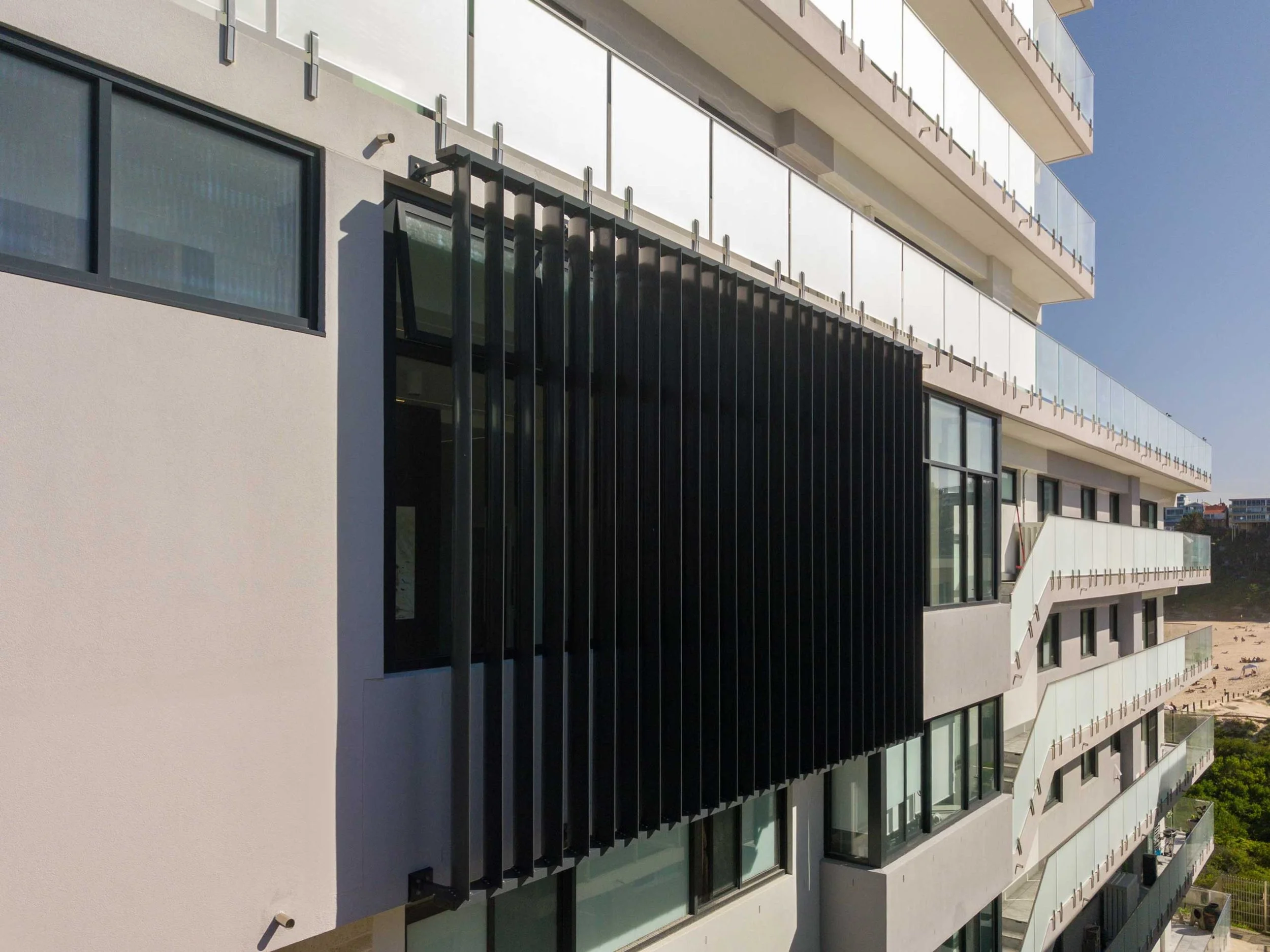 After - Side-Louvres