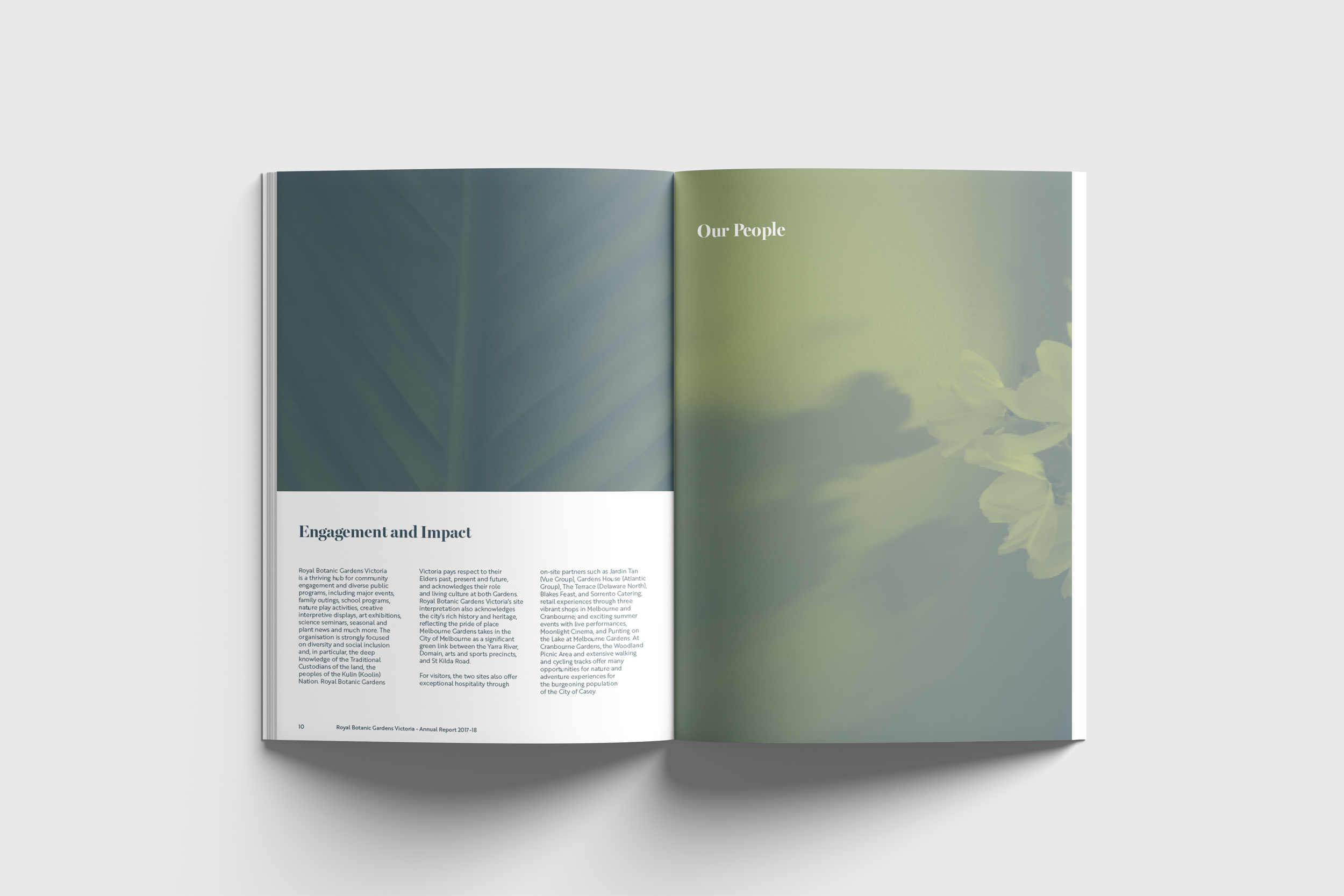 01 Free A4 A5 Magazine Mockup.7.png