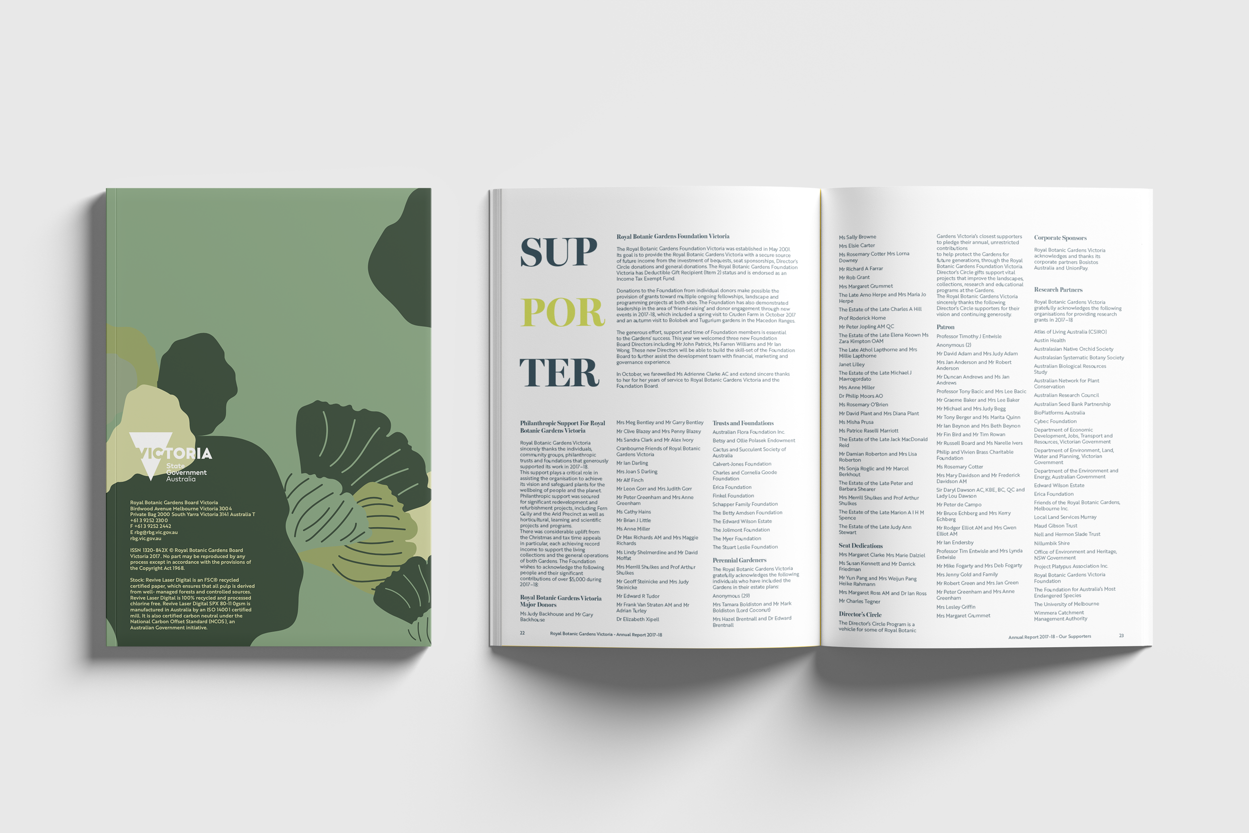 09 Free A4 A5 Magazine Mockup.2.png