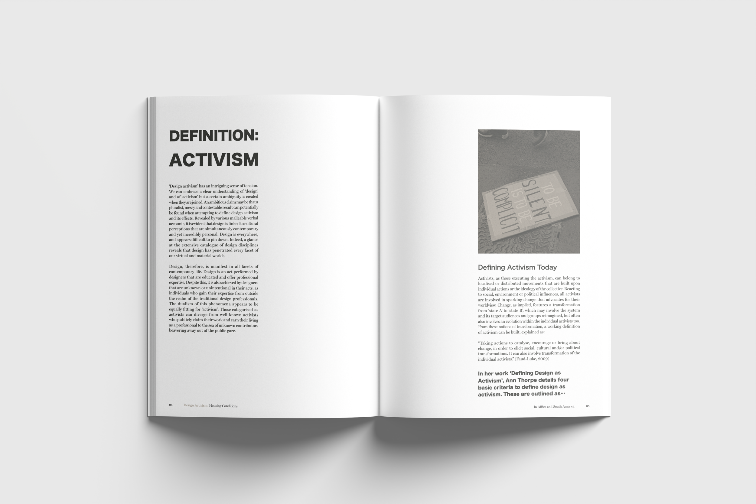 01 Free A4 A5 Magazine Mockupe.png