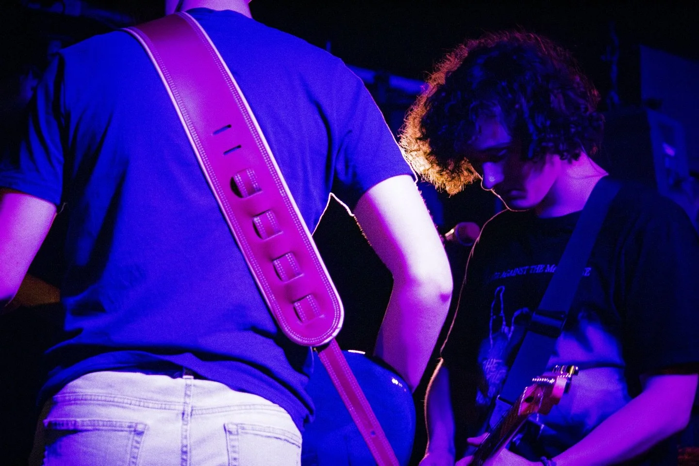 A few recent close up shots from the last week!

RAWs CREATIVE is now open for bookings !! Shoot us a DM or check out our website to find out more 😎👾📸

Tags: #melbourne #lowlight #lowlightphotography #band #indie #indiemusic #bandphotography