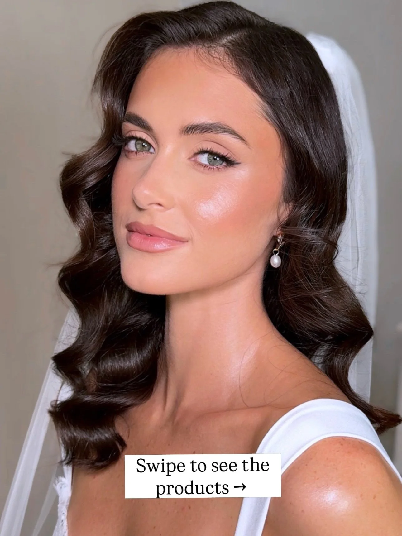Save this as your bridal makeup inspiration 

Products used

@narsissist Light Reflecting Foundation in Patagonia
@hourglasscosmetics Vanish Concealer in Cotton

@toofaced Chocolate Soleil Melting Bronzing &amp; Sculpting Stick in Chocolate Souffl&ea
