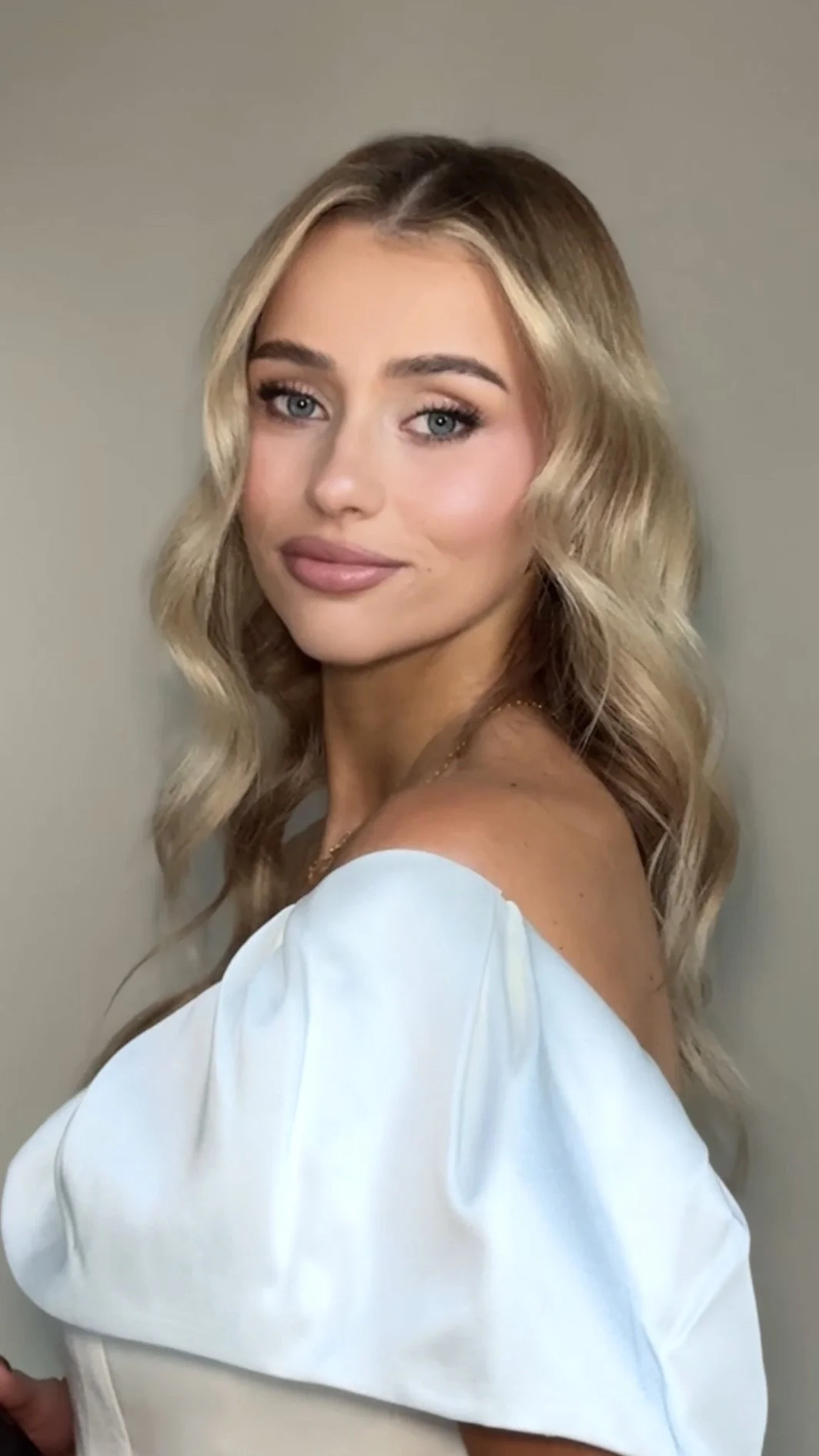 Facetune_13-04-2026-19-32-32.jpg