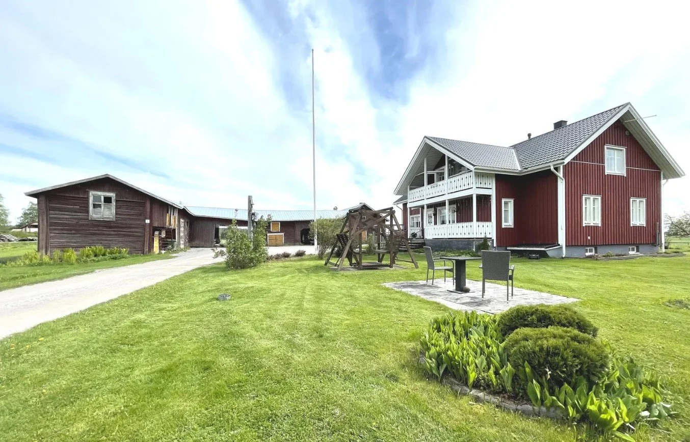 Myydään: 189 m² omakotitalo / 4 h + tupakeittiö + khh + kh + s/ 64&nbsp;800&nbsp;€