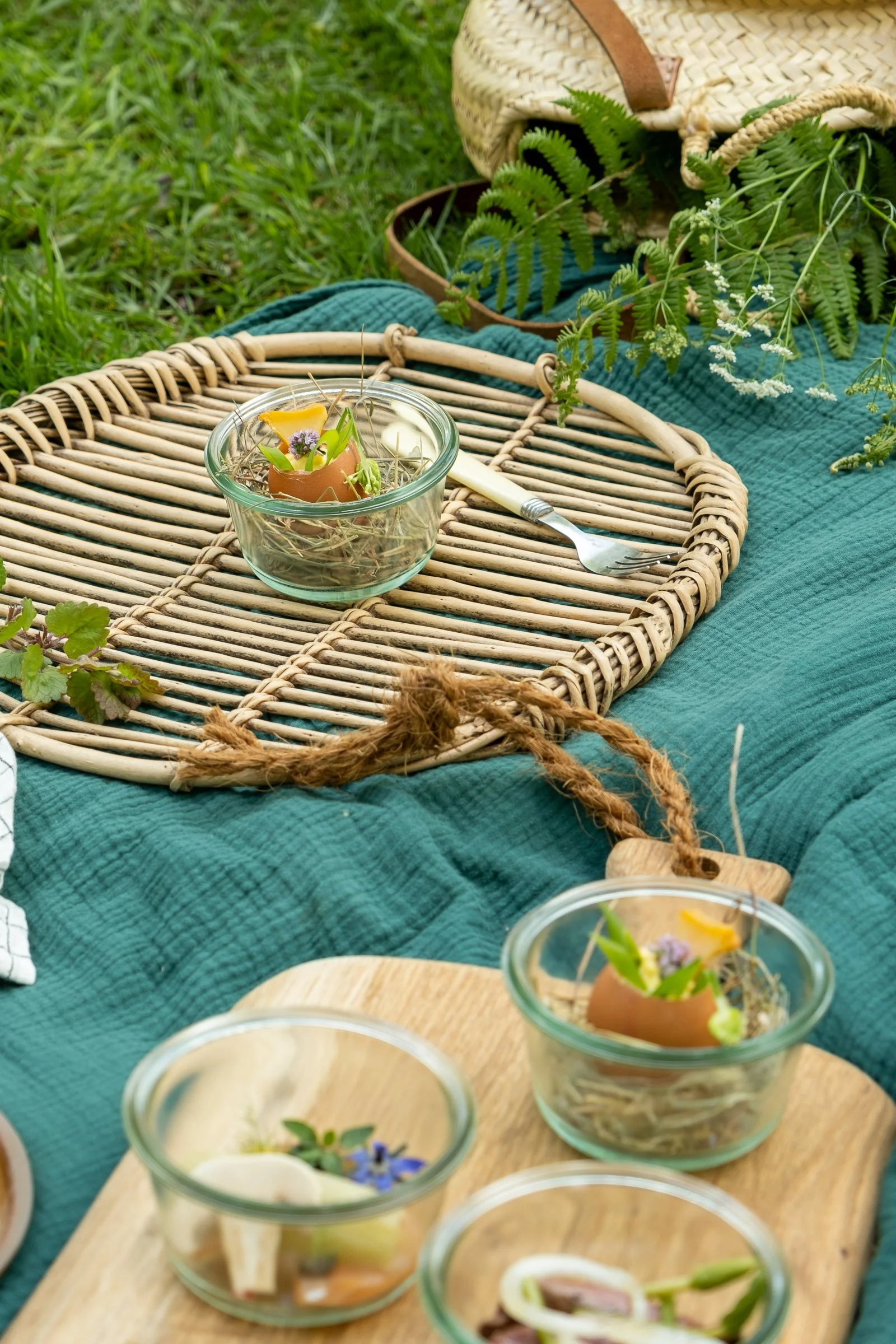 ©Julie Carpentier_Wild North Studio_Manoir du Lys_pique-nique_2021-4216.jpg