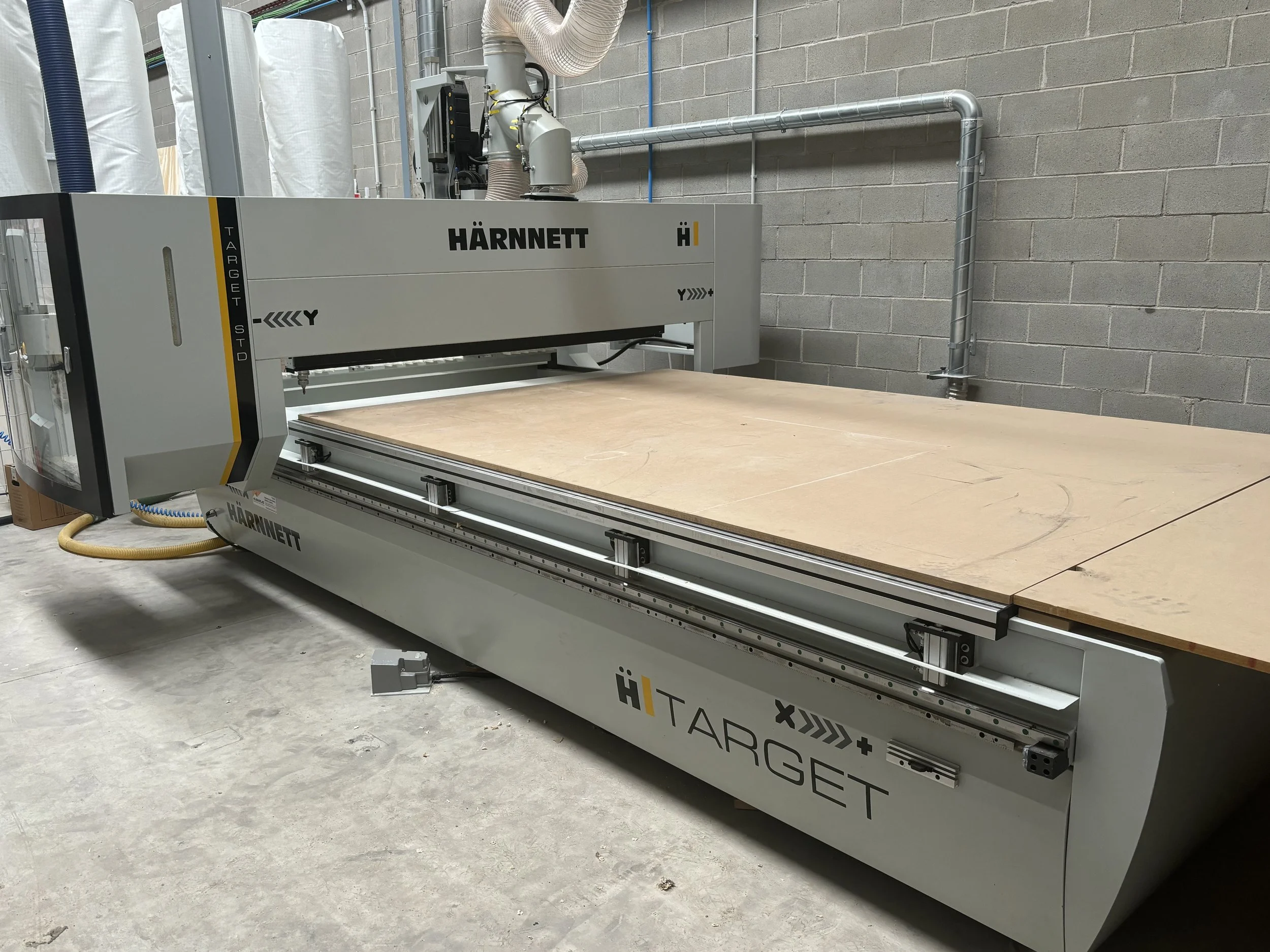 Cómo elegir la maquinaria adecuada para tu producción industrial