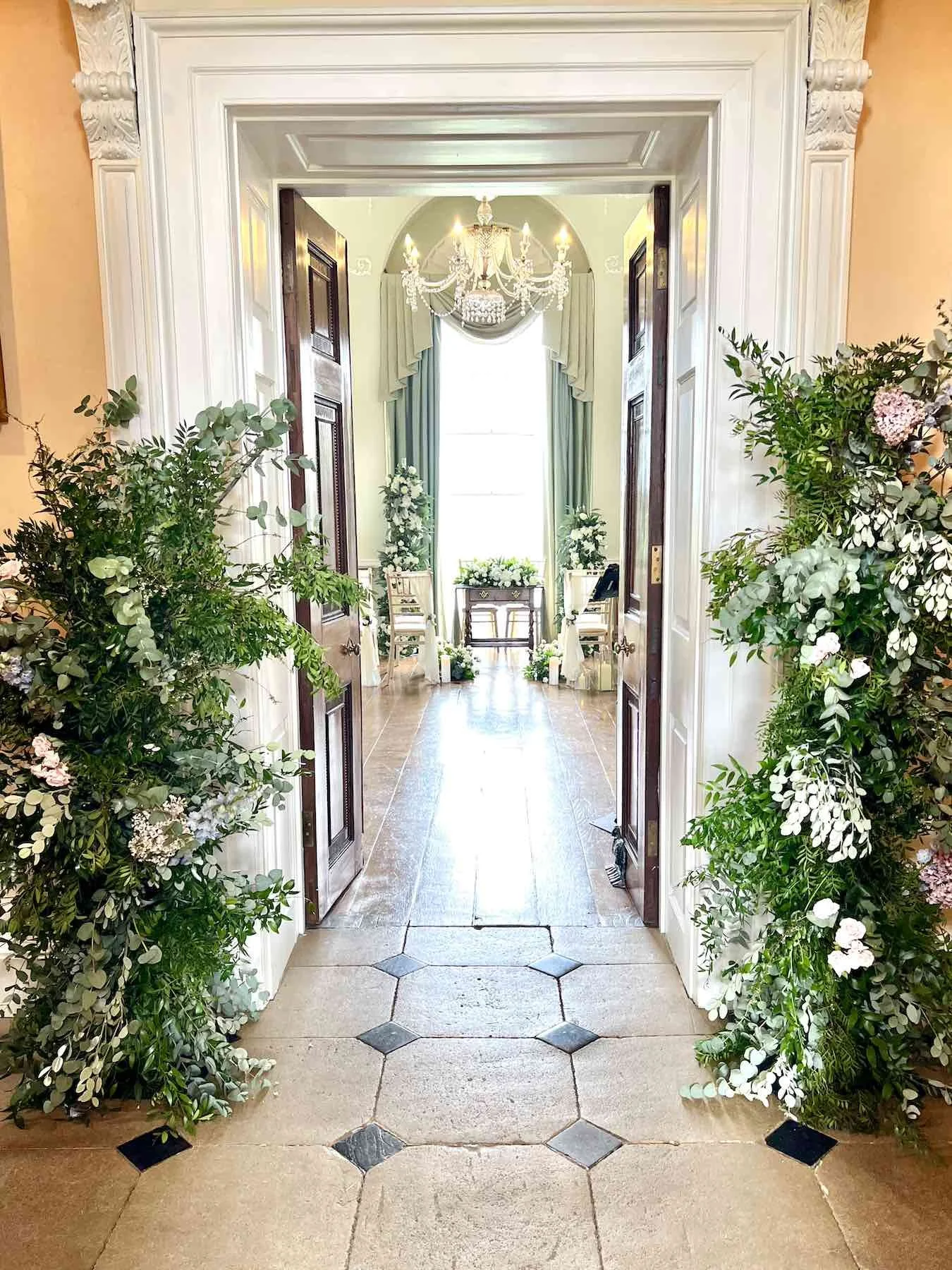 fizzydo-wedding-fair-kelmarsh-hall.jpeg