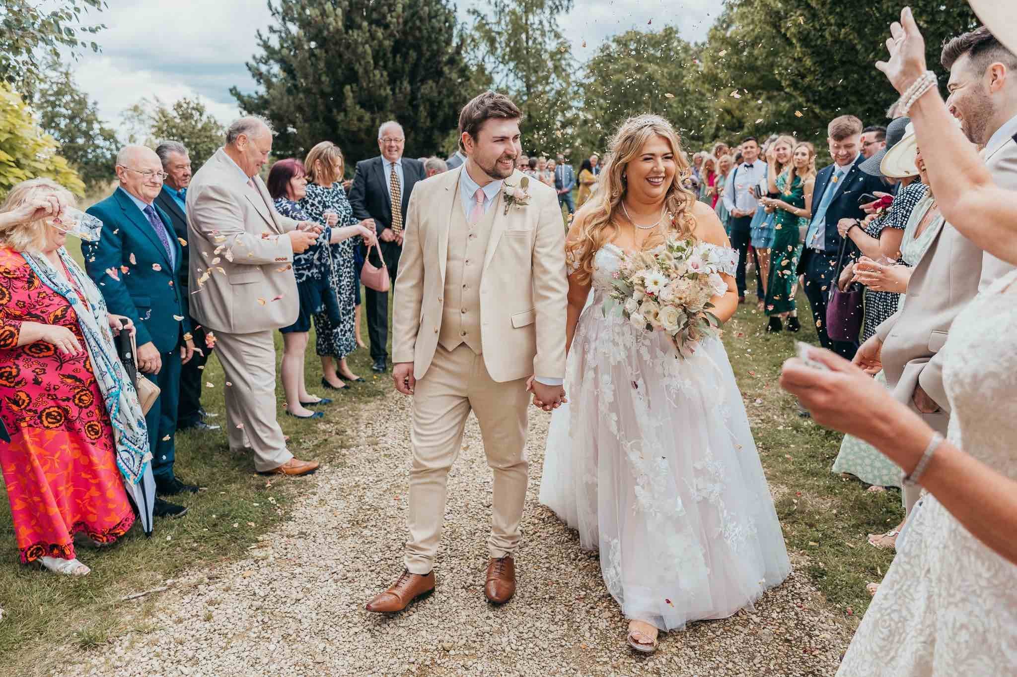 6 Eco Friendly Confetti Ideas
