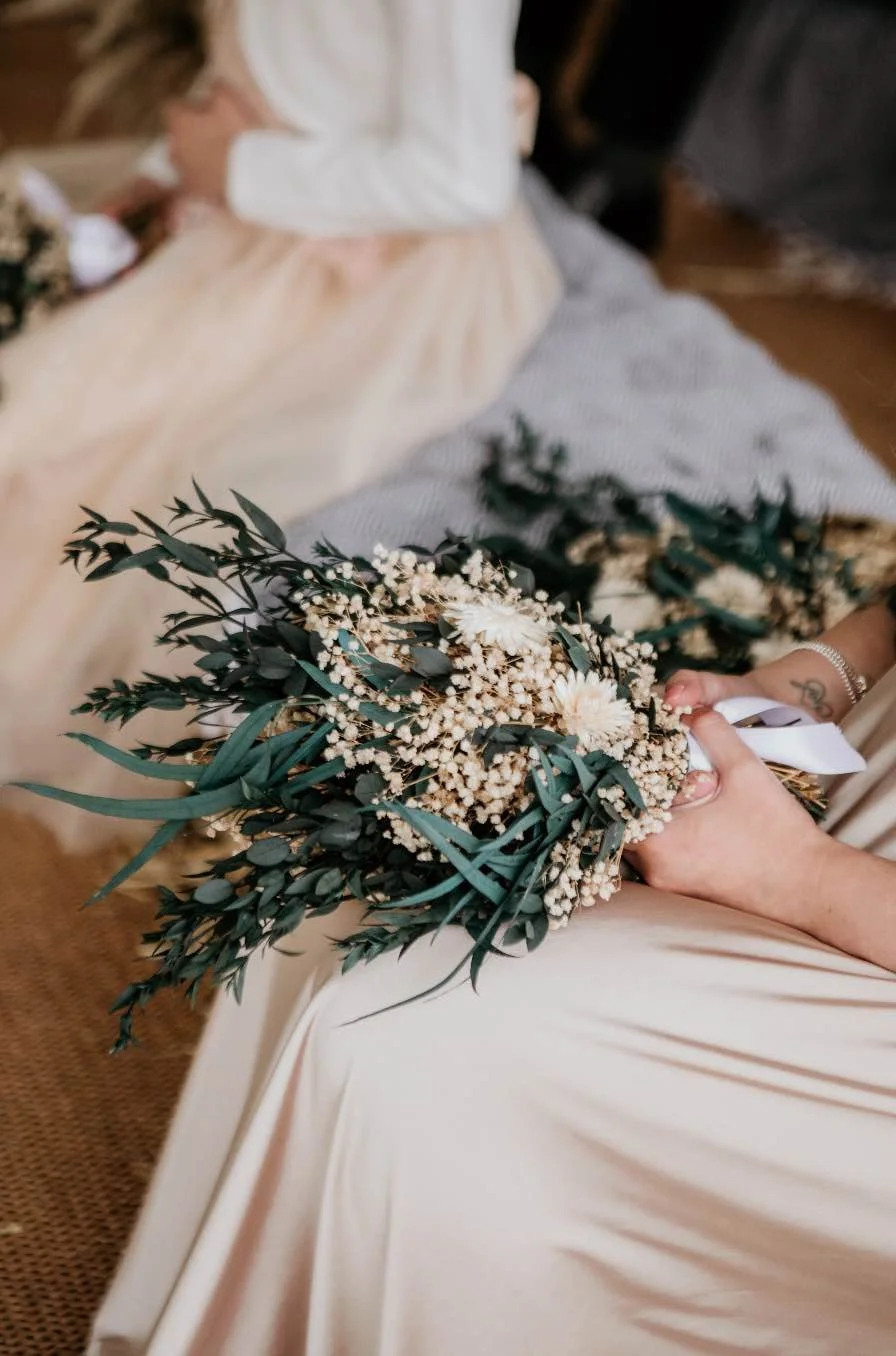 boho-chic-marquee-wedding-cambridgeshire-karen-catchpole-fizzydo-1.jpg