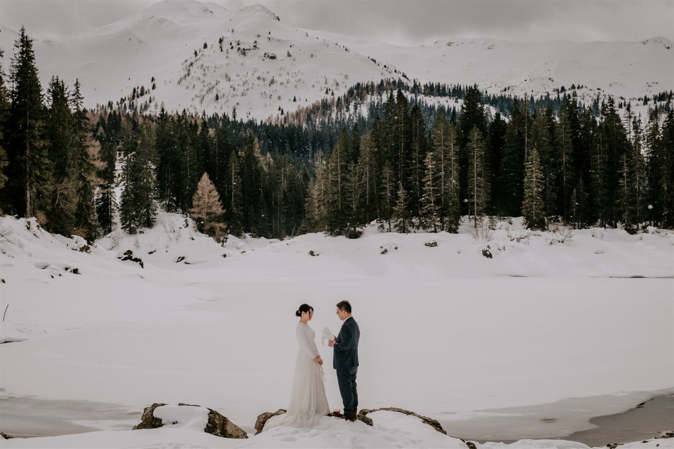 austrian-elopement-wedding-wild-connection-photography-fizzydo-41.jpg