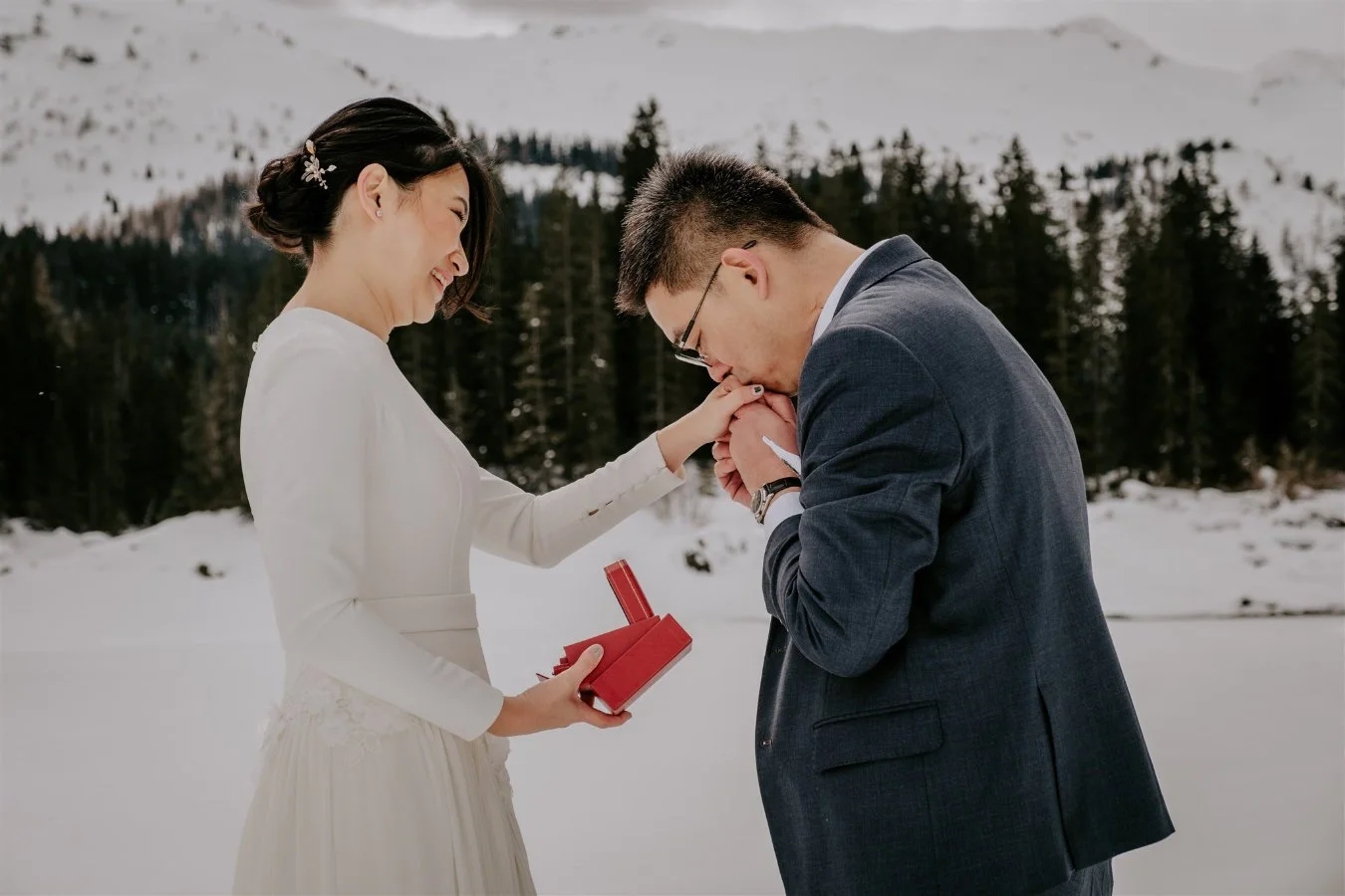austrian-elopement-wedding-wild-connection-photography-fizzydo-42.jpg