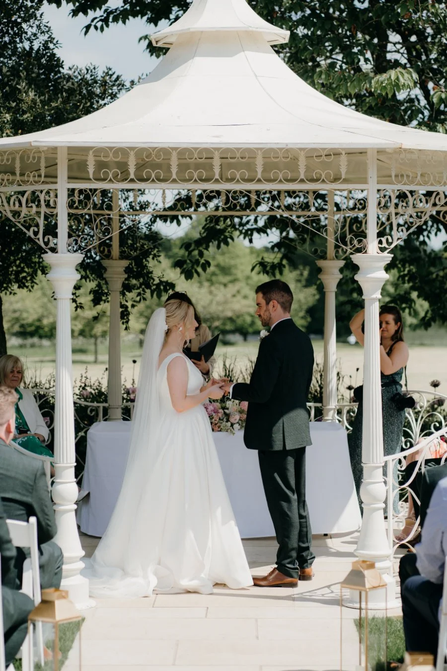 Laura_Jayne_Photographer - Norwood_Park - 72.jpg