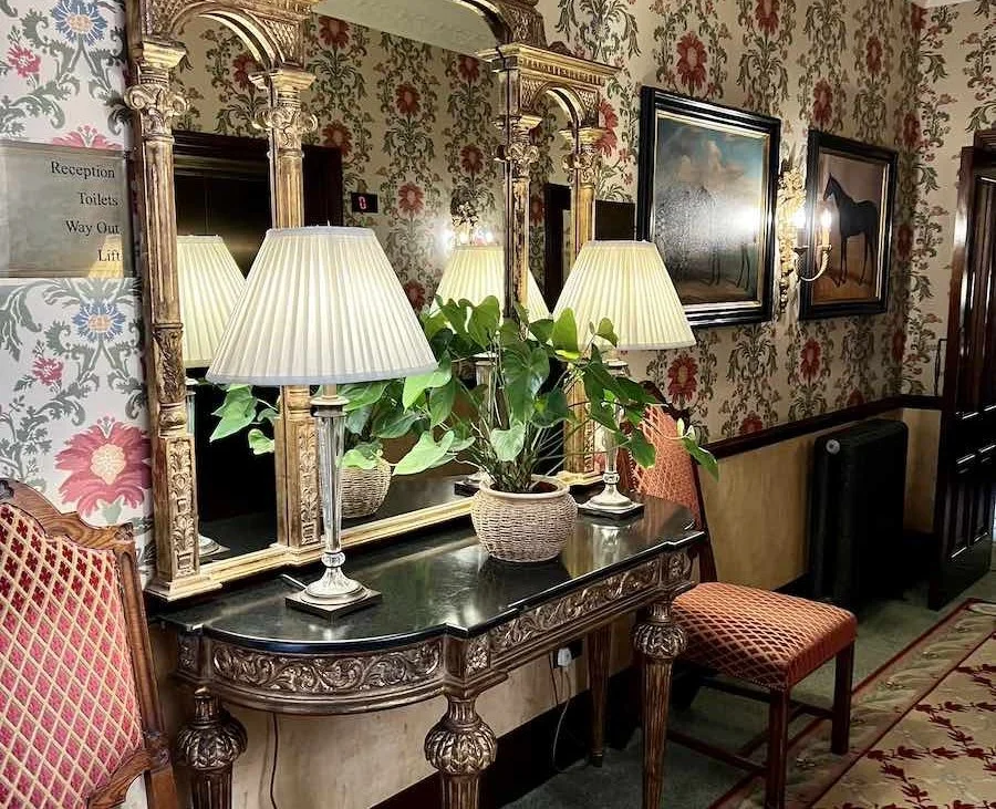 kilworth-house-hotel-networking-event-fizzydo copy.jpg