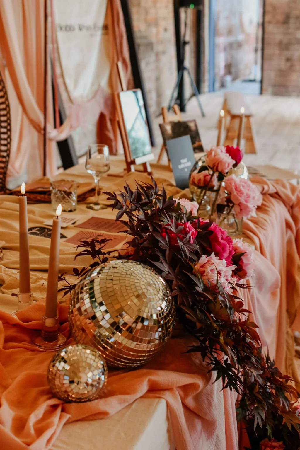 Fizzydo at The Fable Yard Wedding Fair - Images Bramblesky Solutions - 5.jpg